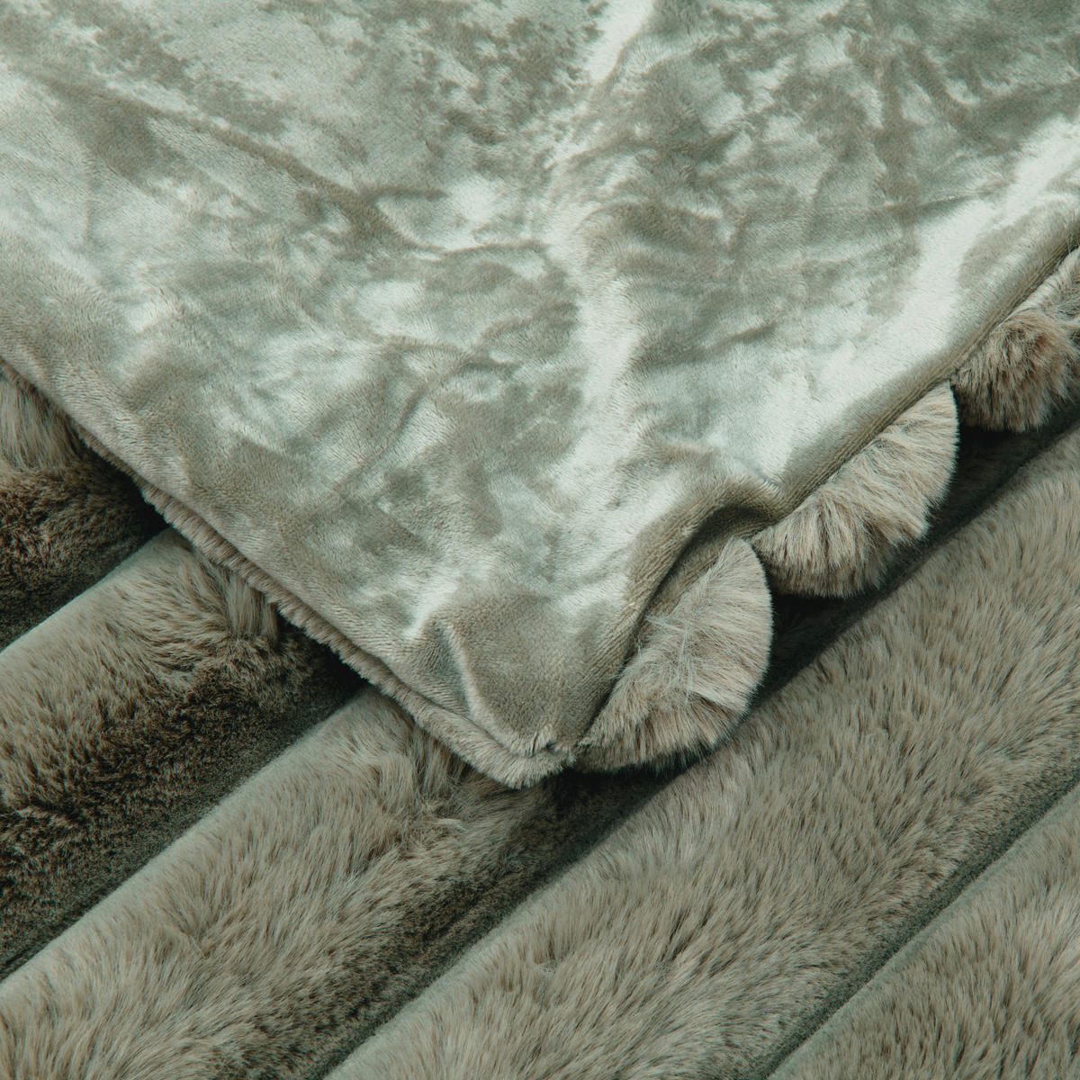 PÄLSPLÄD ZUZANNO 150/200 cm  - grön, Basics, textil (150/200cm) - Novel