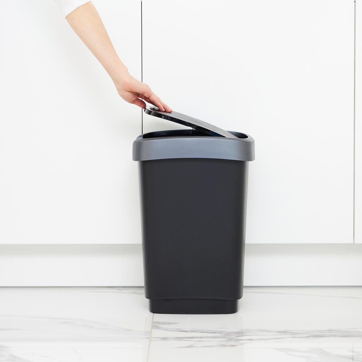 ABFALLEIMER Kunststoff   - Dunkelgrau/Schwarz, Basics, Kunststoff (24,8/18,1/33cm) - Rotho