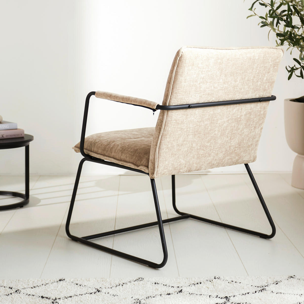 SESSEL in Chenille Beige  - Beige/Schwarz, MODERN, Textil/Metall (65/80/68cm) - MID.YOU