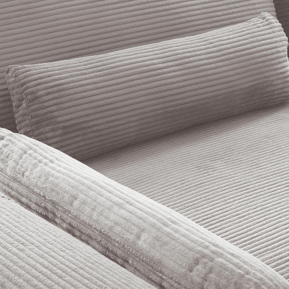 ECKSOFA  in Cord Hellgrau Nierenkissen, Rückenkissen  172/313 cm  - Hellgrau/Schwarz, Design, Textil/Metall (172/313cm) - P & B
