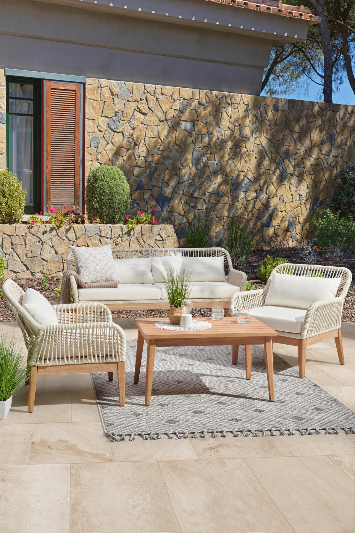 LOUNGEGARNITUR Akazie vollmassiv Aluminium  - Creme/Weiß, MODERN, Holz/Metall (85/55/45cm) - Ambia Garden