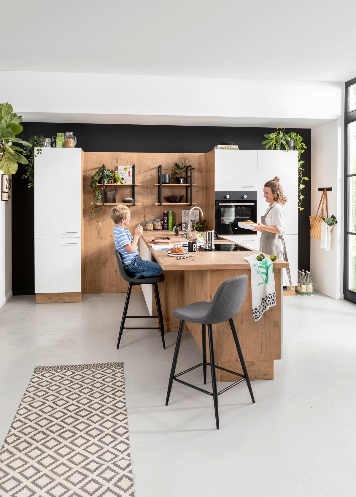 Bucătărie La Comandă   - Konventionell, material pe bază de lemn - Venda