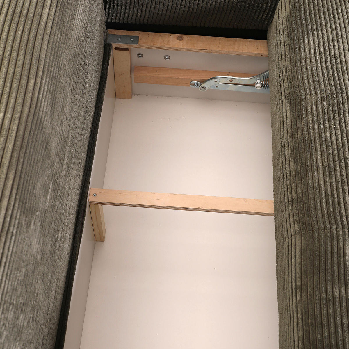 ECKSOFA in Cord Dunkelgrün  - Dunkelgrün/Eichefarben, Konventionell, Holz/Textil (276/177cm) - Carryhome