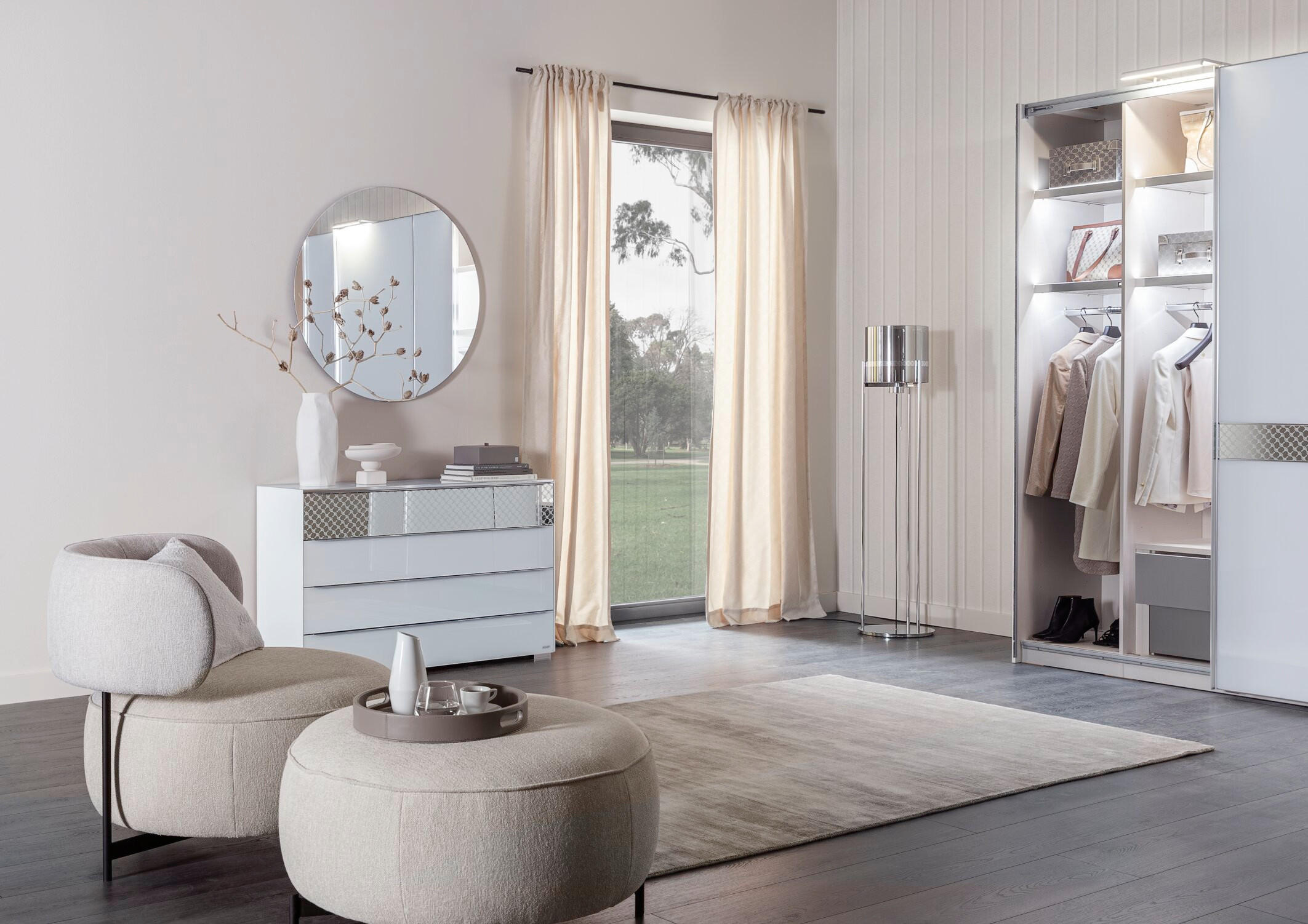 KOMMODE SELECT  in 120/77/40 cm  - Chromfarben/Weiß, Design, Glas/Holzwerkstoff (120/77/40cm) - Joop!