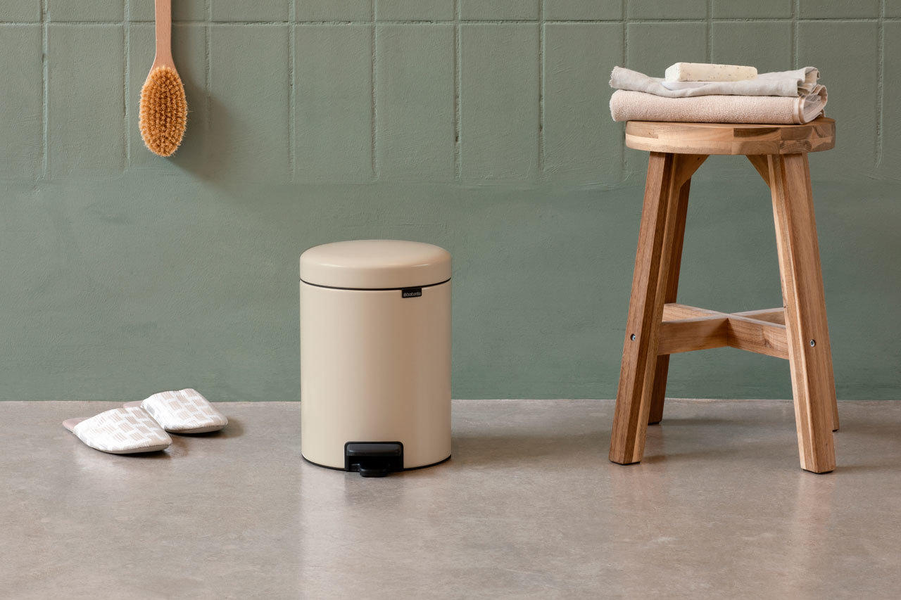 ABFALLEIMER NEW ICON 3 L  - Beige, Design, Kunststoff (16.8/26.4/23.5cm) - Brabantia