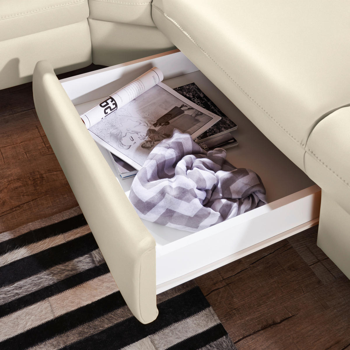 ECKSOFA in Echtleder Creme  271/239 cm  - Creme/Alufarben, Design, Leder/Metall (271/239cm) - Cantus
