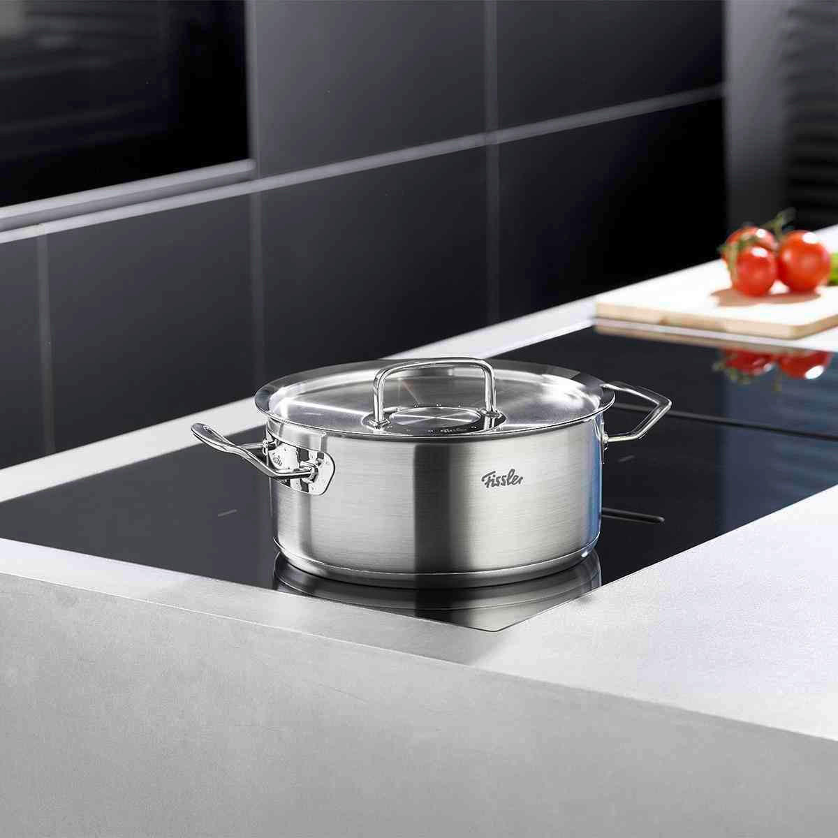 BRATENTOPF Original-Profi Collection® 4,6 L  - Silberfarben, Design, Metall (24cm) - Fissler