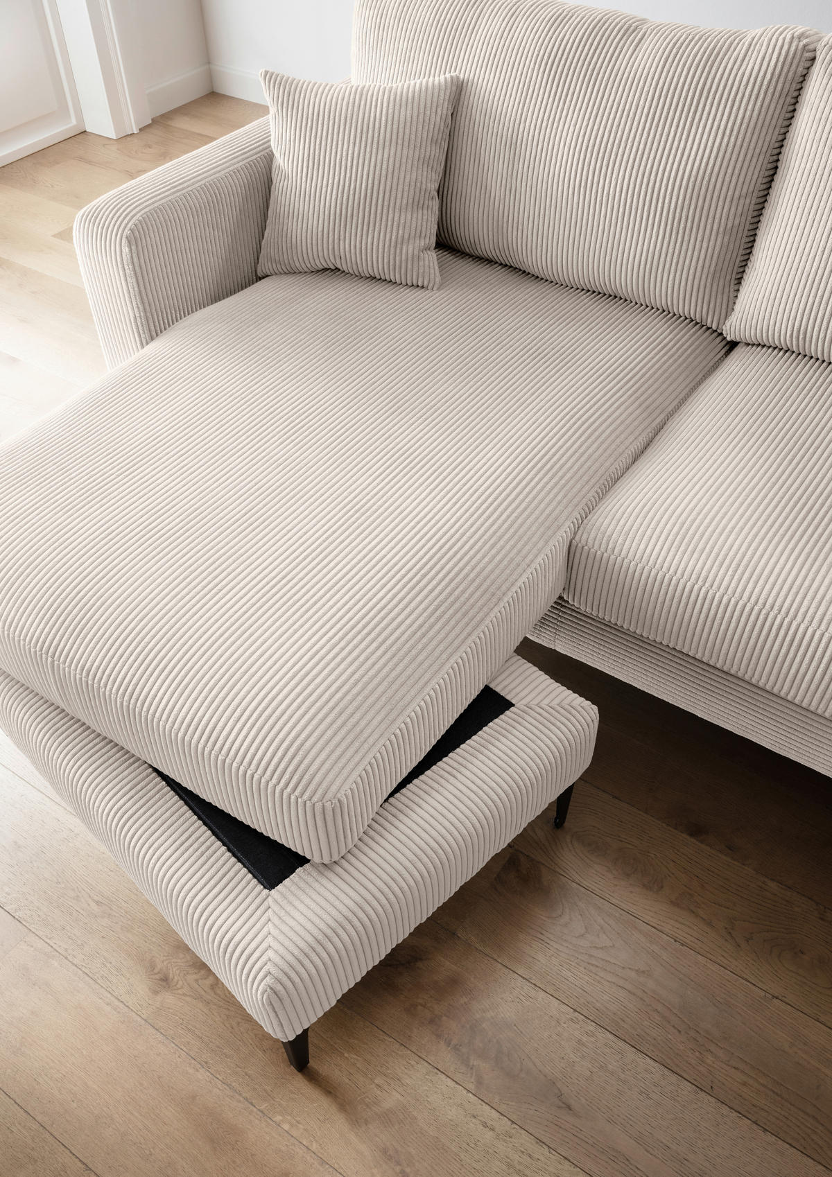 ECKSOFA in Cord Beige  - Beige/Schwarz, Basics, Textil/Metall (204/153cm) - Livetastic