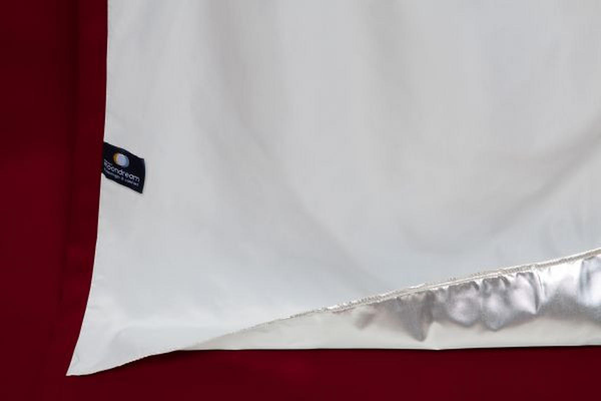 WÄRMESCHUTZVORHANG Verdunkelung 145/260 cm   - Dunkelrot, Design, Textil (145/260cm)