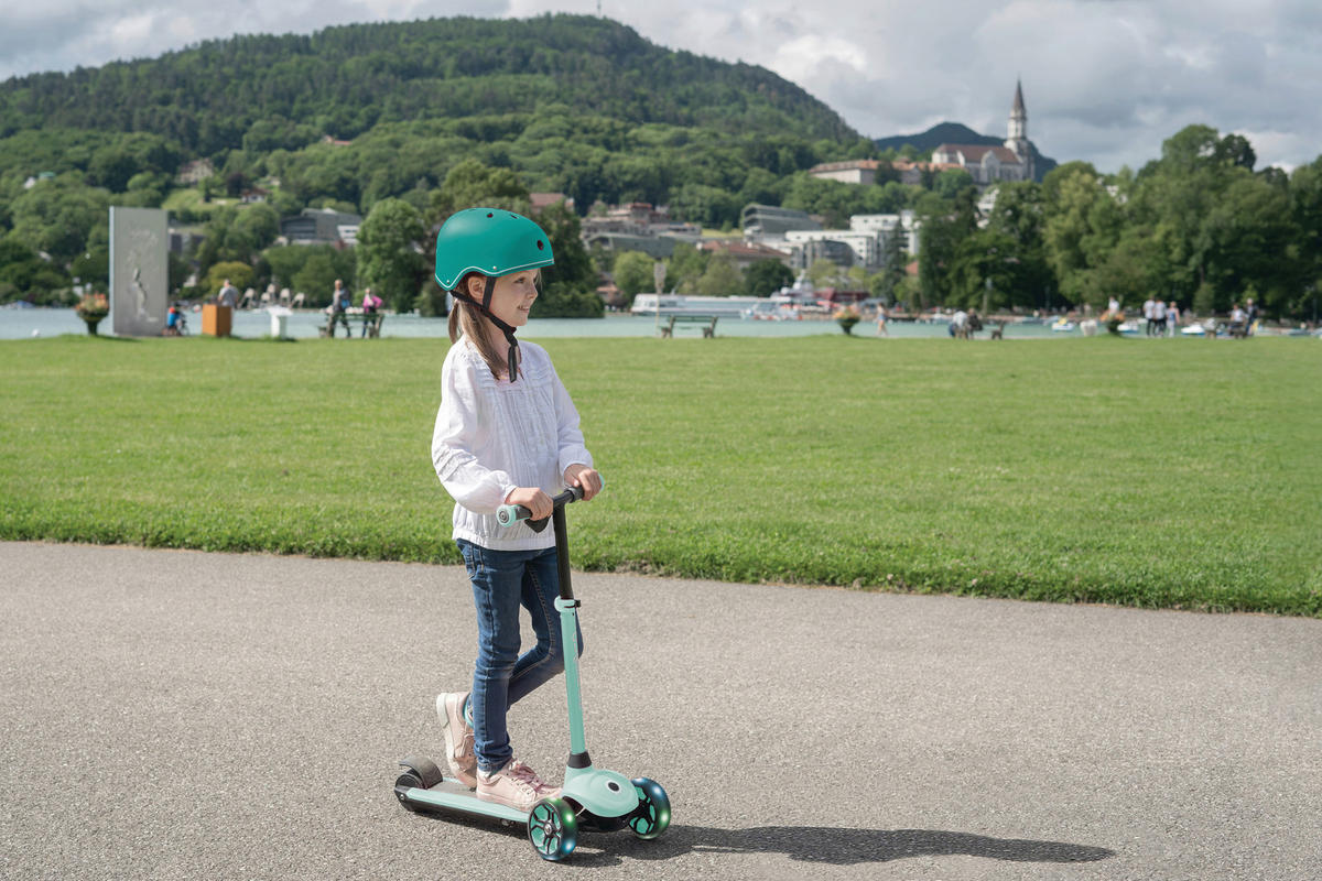 KINDERSCOOTER ONE K E-MOTION 4 PLUS  - Mintgrün, Basics, Kunststoff (62.0/29.0/76.0cm) - GLOBBER