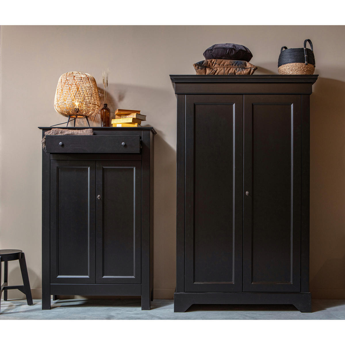 KOMMODE Isabel  in 118/191/47 cm  - Schwarz, Design, Holz/Metall (118/191/47cm) - Livetastic