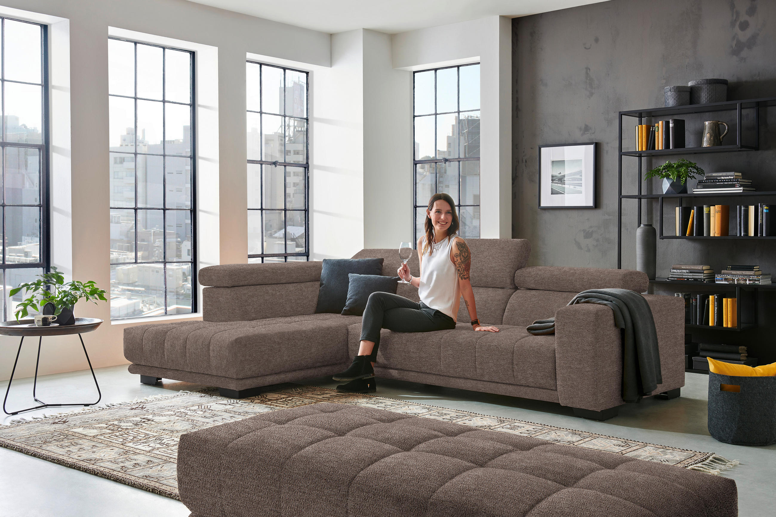 ECKSOFA in Mikrofaser Hellbraun  - Hellbraun/Schwarz, Design, Textil/Metall (207/301cm) - Xora