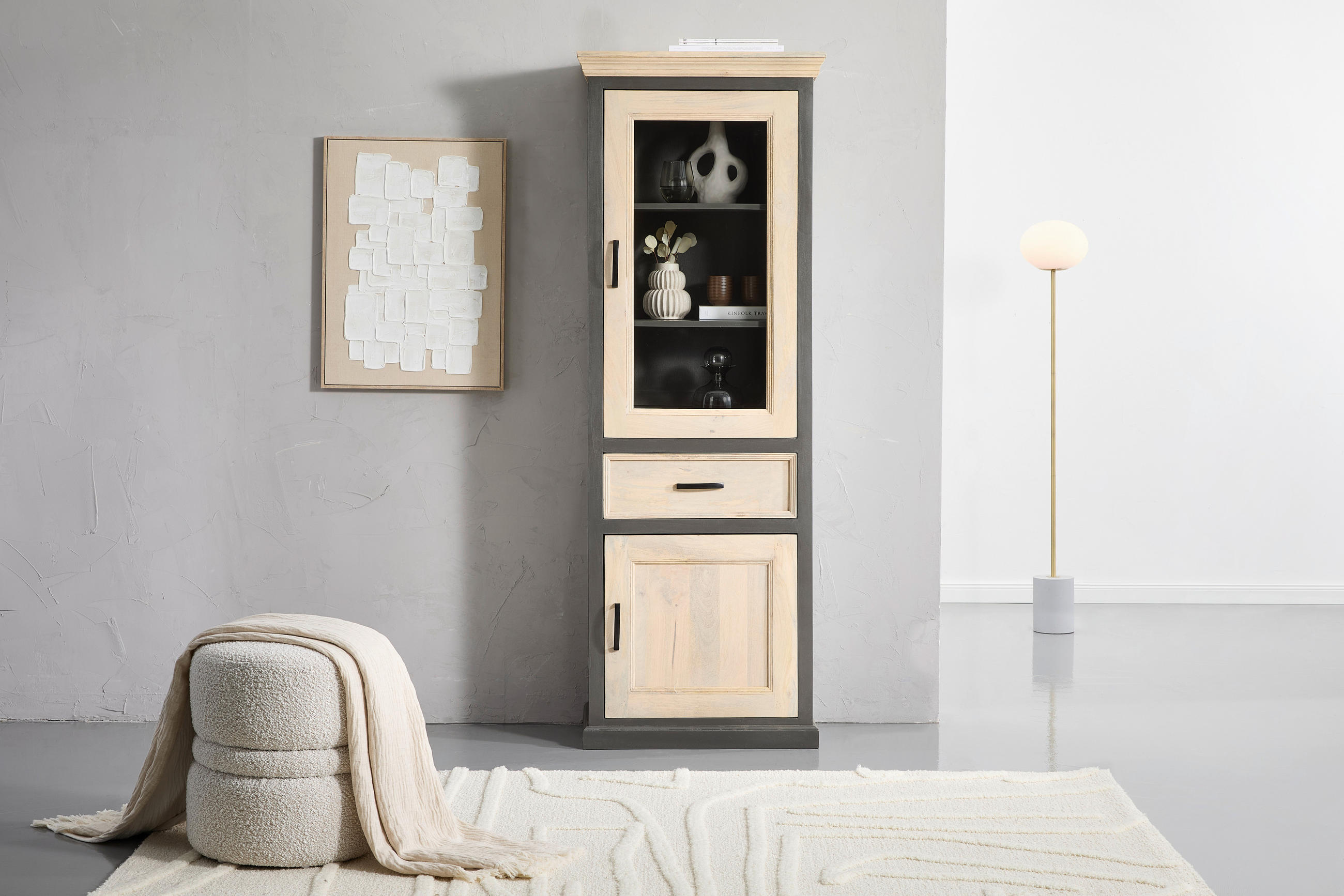 VITRINE in massiv Mangoholz Grau, Naturfarben  - Schwarz/Naturfarben, Natur, Glas/Holz (67/190/40cm) - Livetastic