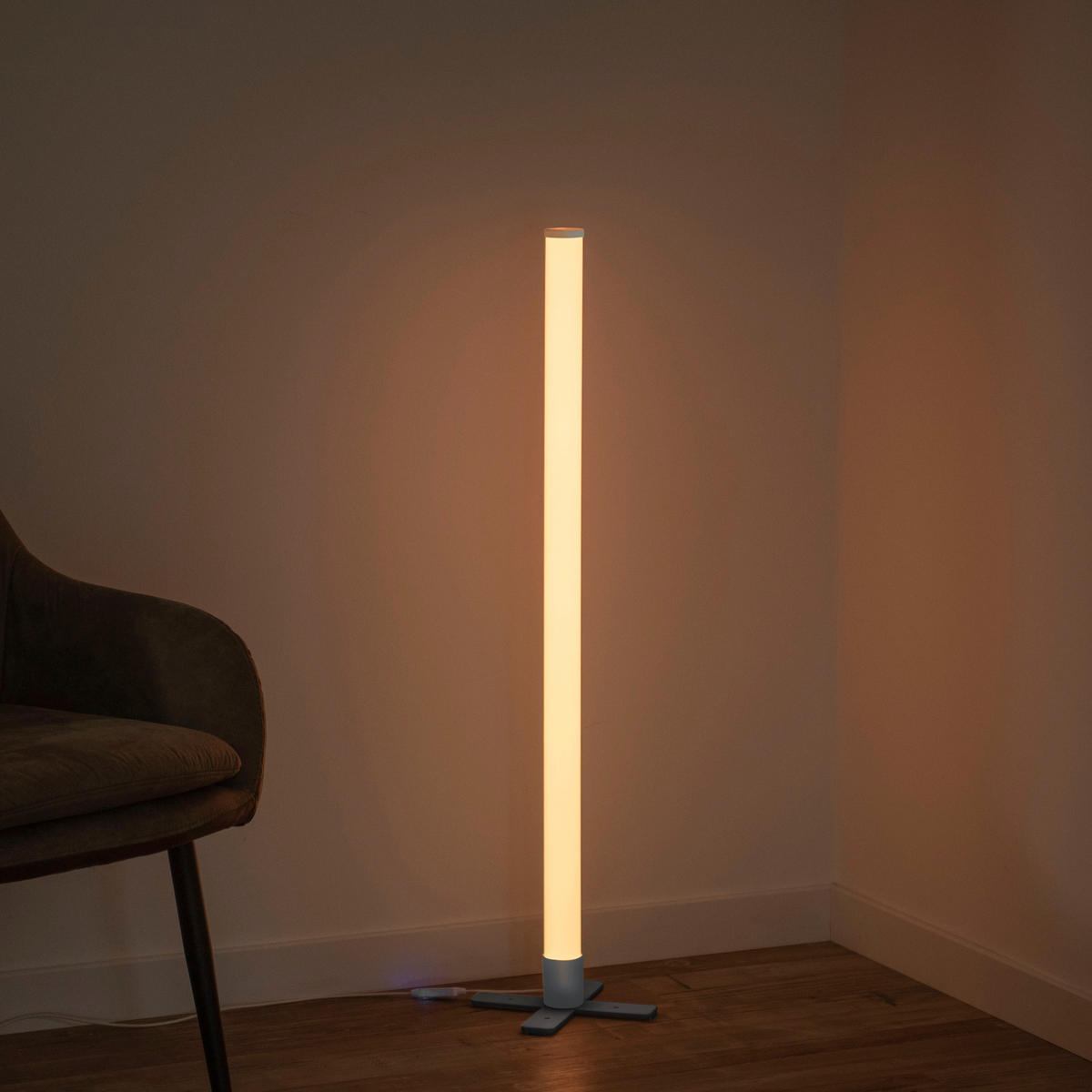 PODNA LED LAMPA - srebrna, Dizajnerski, plastika (24,5/24,5/103cm)