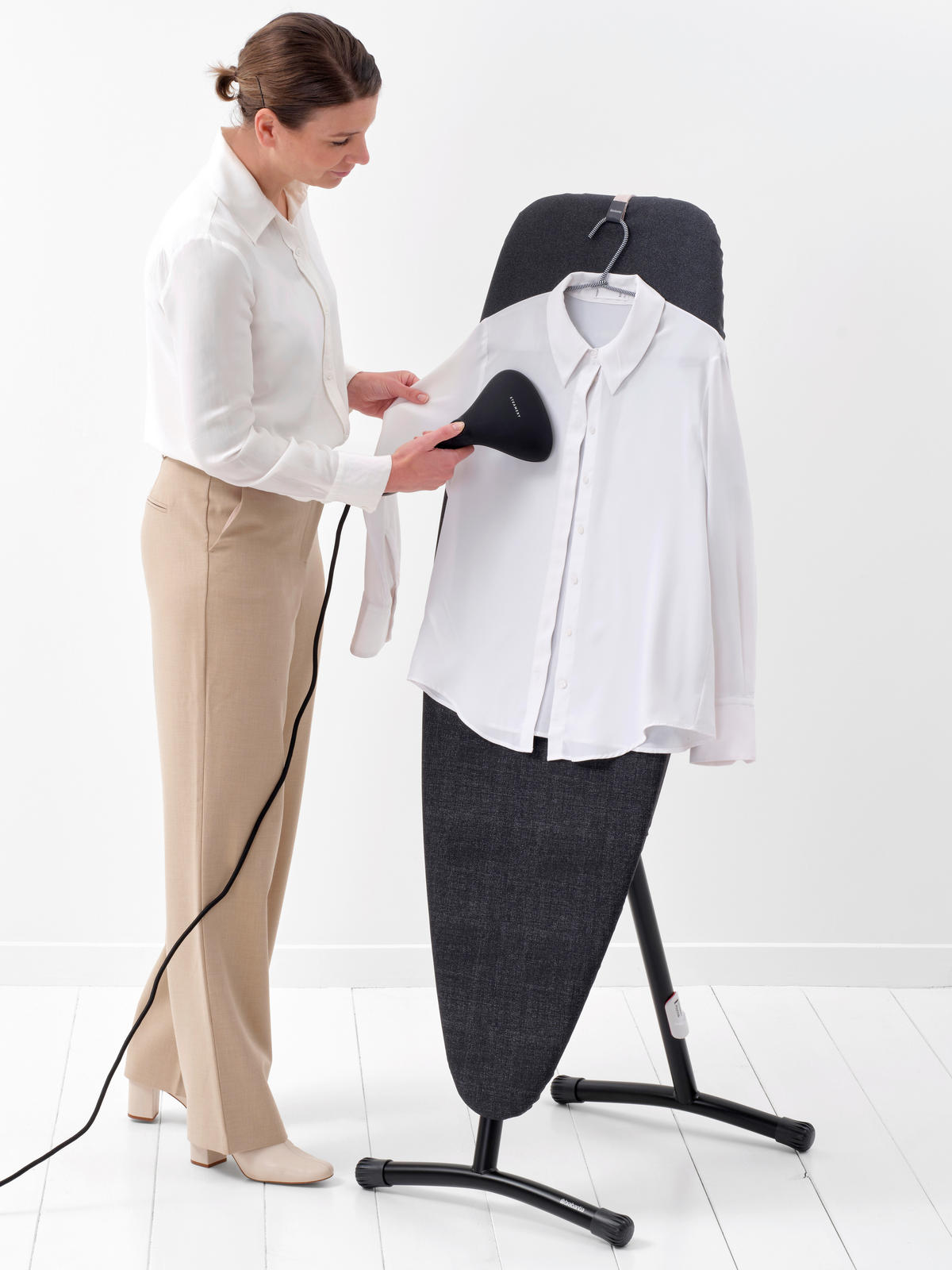 HÁZTARTÁSI KELLÉKSZETT - fekete, Basics, textil/fém (7,725kg) - Brabantia
