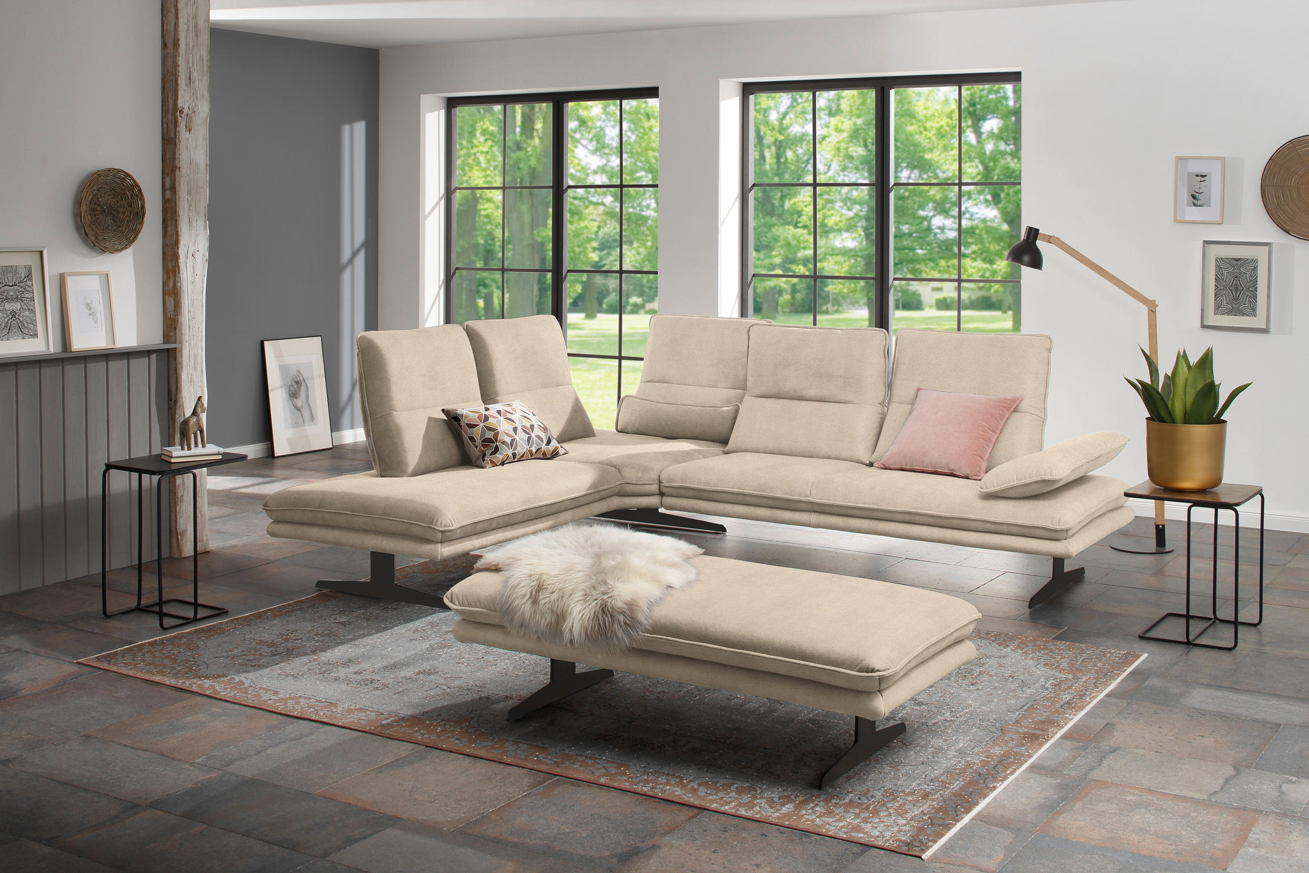 ECKSOFA in Mikrofaser Beige  - Beige/Schwarz, Design, Textil/Metall (224/284cm) - Chilliano