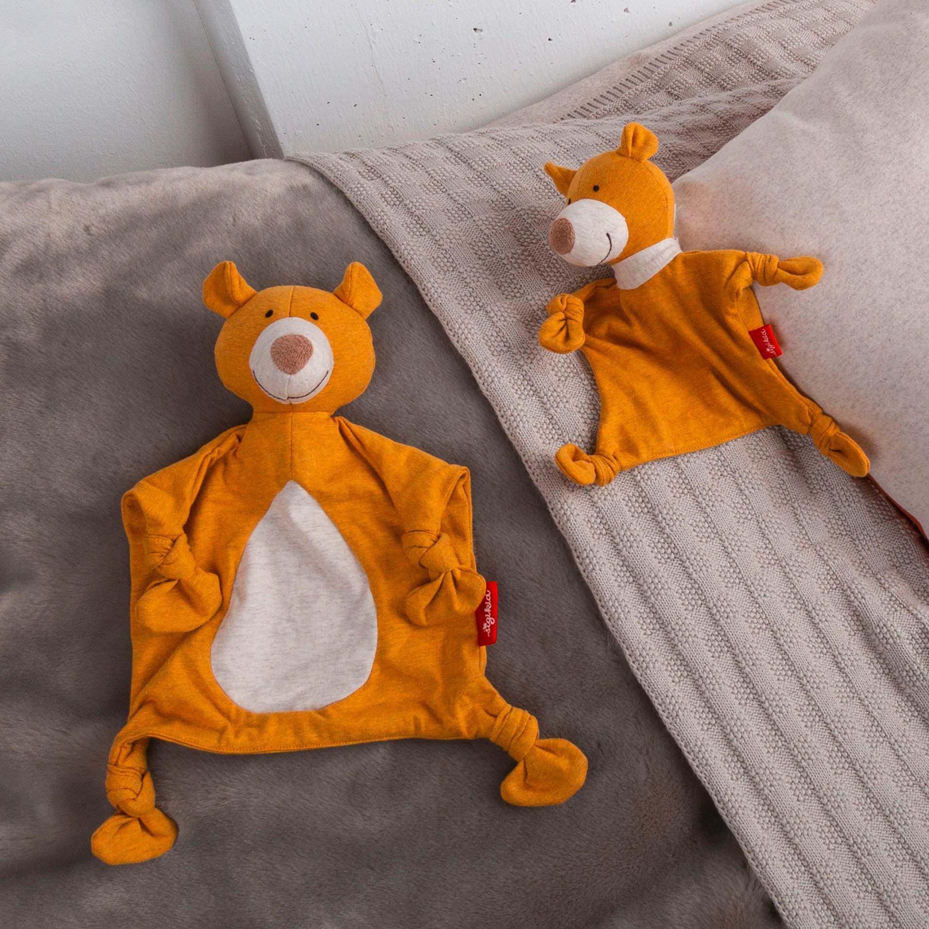 SCHMUSETUCH - Senfgelb/Weiß, Basics, Textil (22/26/11cm) - Sigikid