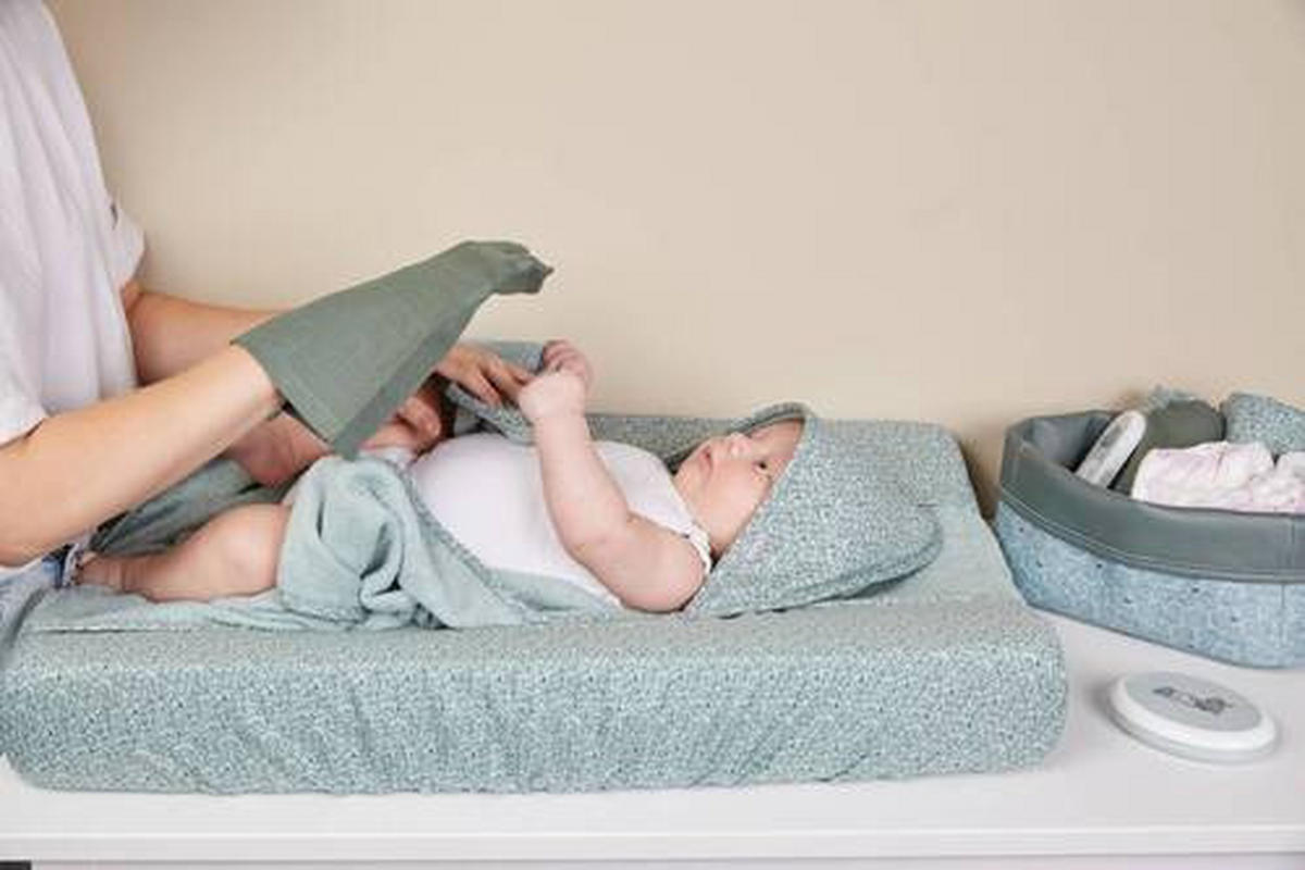 KAPUZENBADETUCH    - Grün, Basics, Textil (85/75/1cm) - Bebe Jou