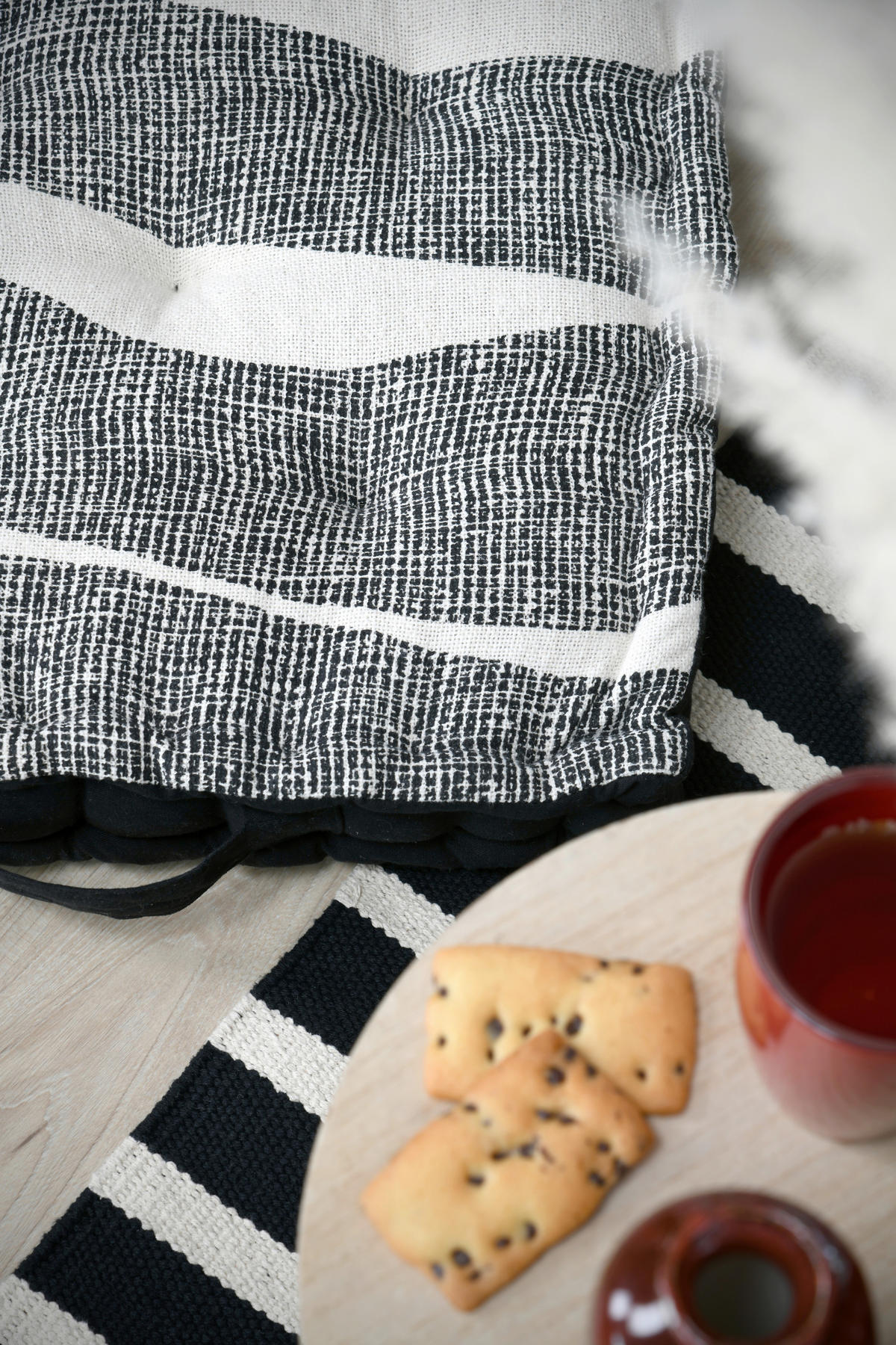 JASTUK ZA POD   45/10/45 cm  PETER  - antracit, Konvencionalno, tekstil (45/10/45cm)