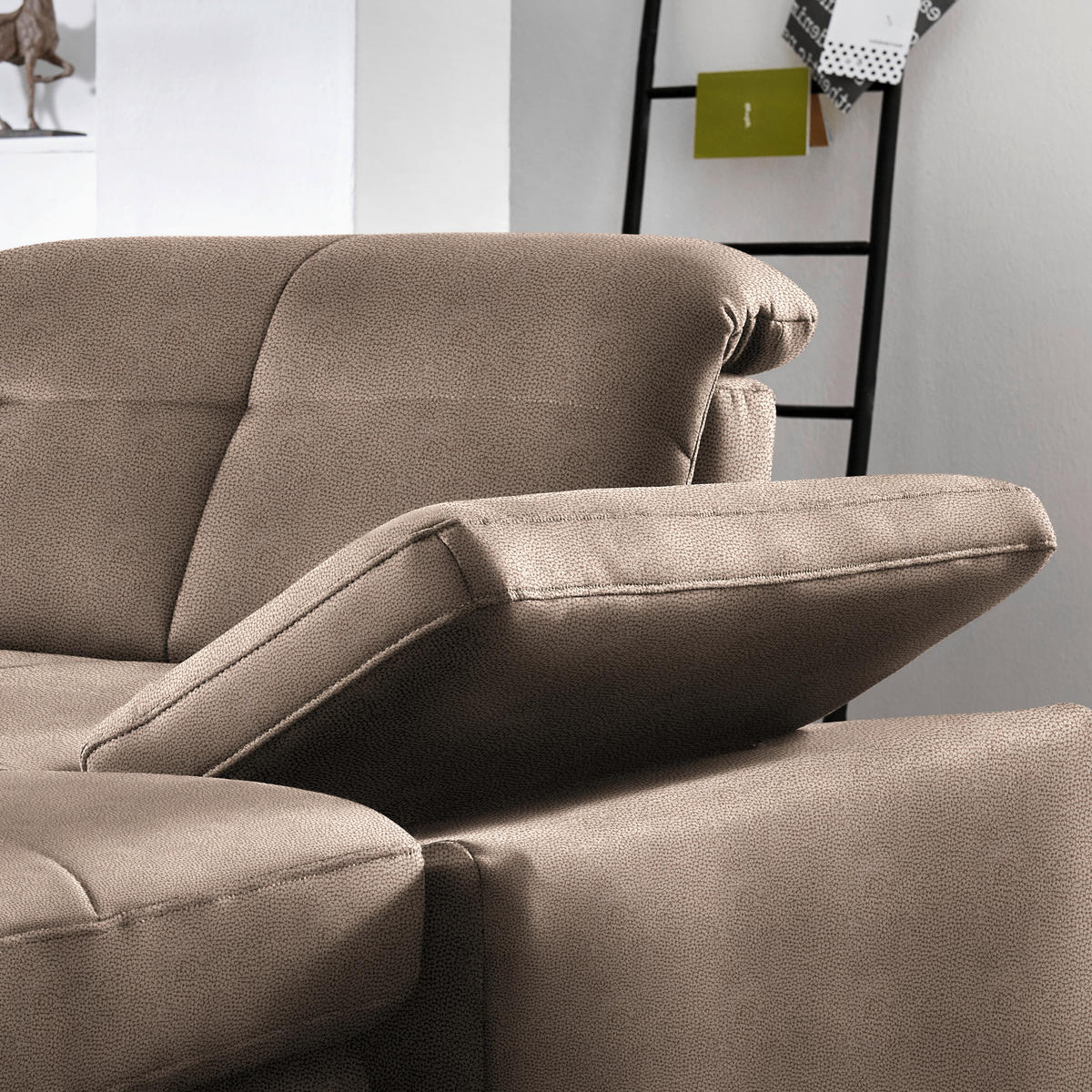 WOHNLANDSCHAFT  in Mikrofaser Sandfarben  - Sandfarben/Chromfarben, Design, Holzwerkstoff/Textil (260/371/195cm) - Beldomo Style