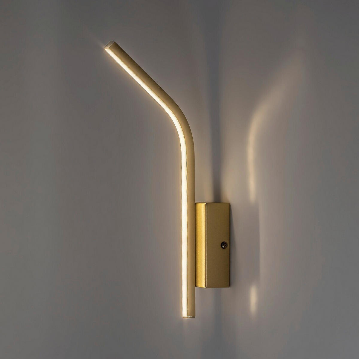 ZIDNA LAMPA ZA KUPATILO - višebojna, Moderno, metal (36/6/7cm)
