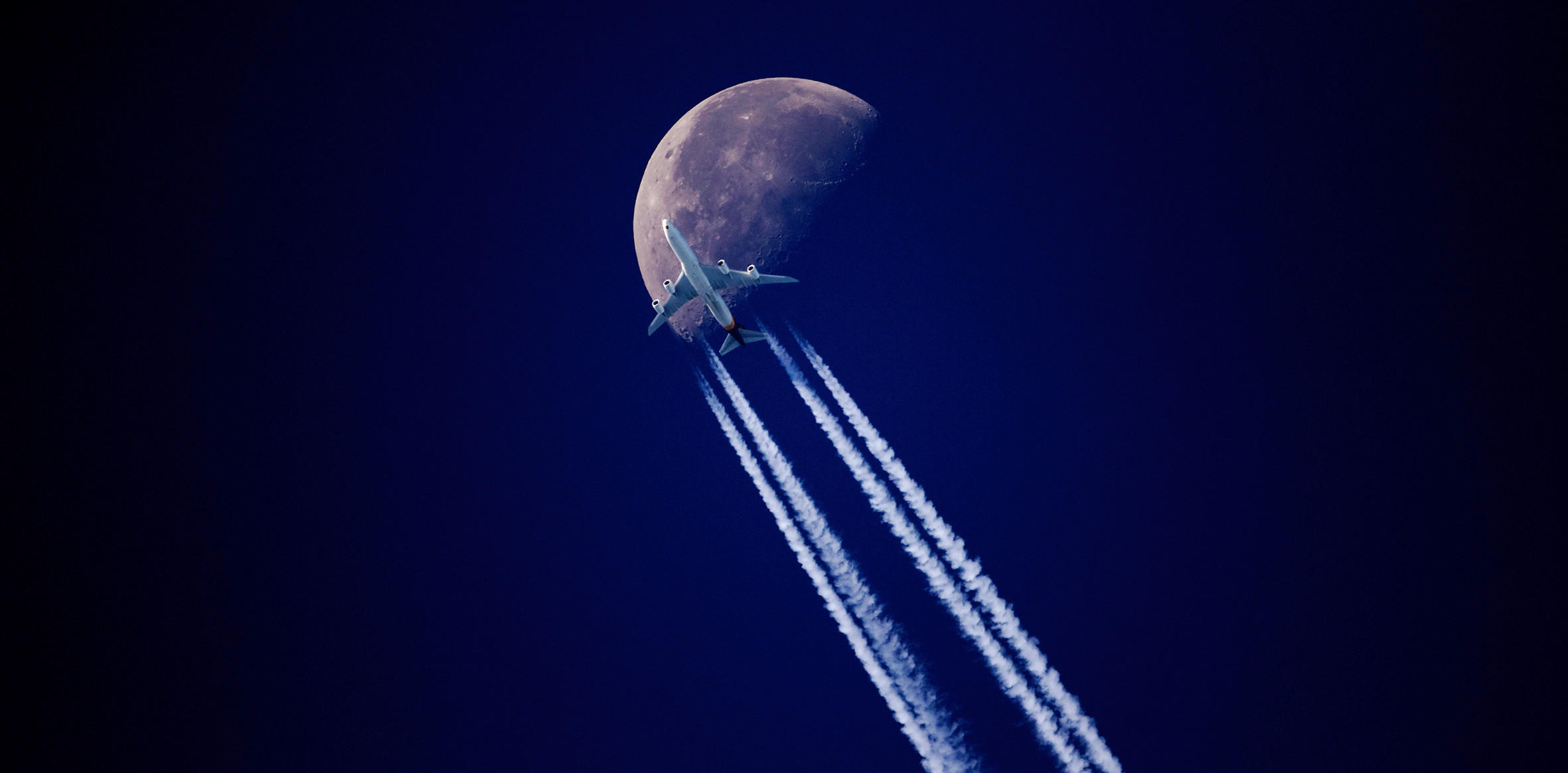 ALUMINIUMBILD Nacht, Mond, Flugzeug 98/48 cm  - Blau/Schwarz, Design, Kunststoff/Metall (98/48cm)