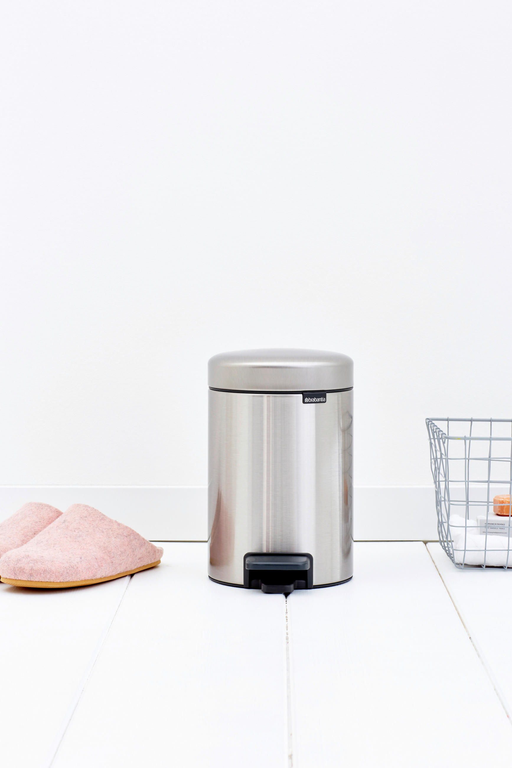 PEDÁLOS SZEMETES 3 l  - ezüst/fekete, Basics, műanyag/fém (3l) - Brabantia