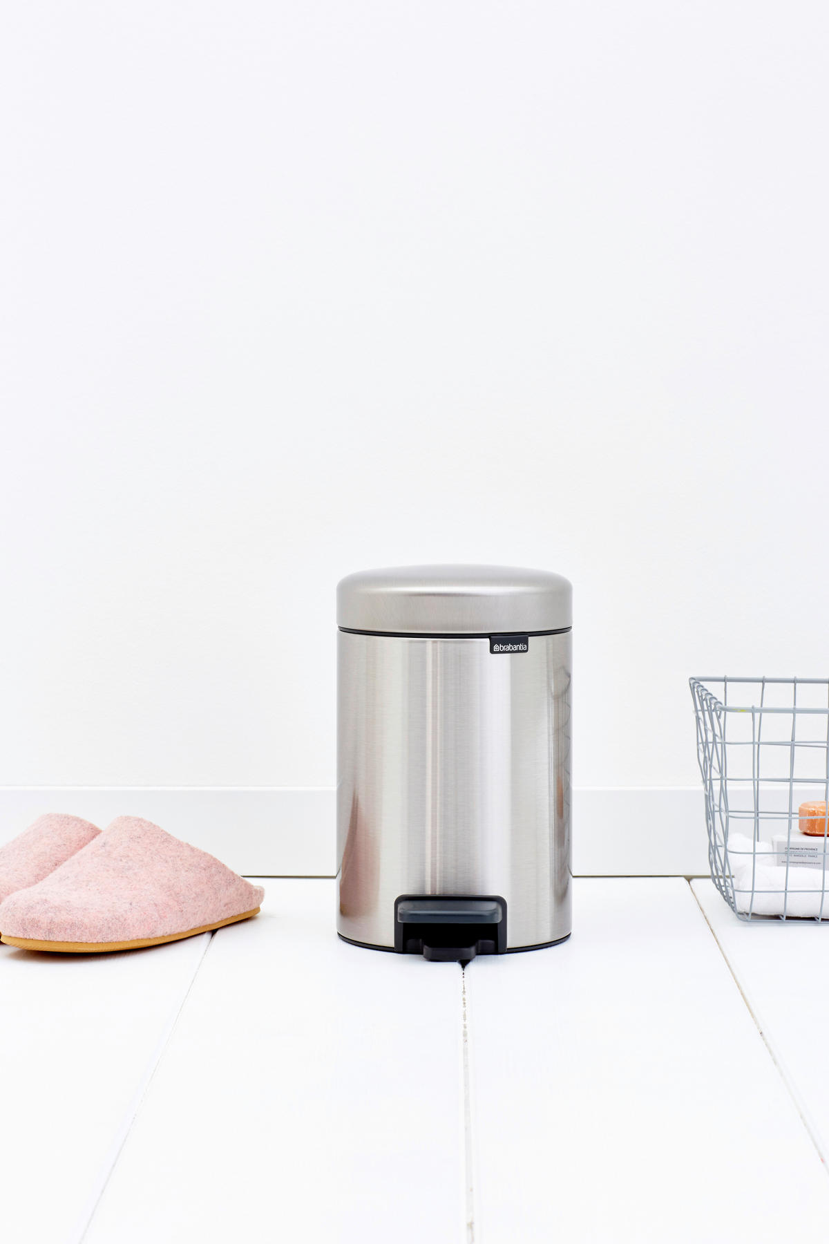 PEDÁLOS SZEMETES 3 l  - ezüst/fekete, Basics, műanyag/fém (3l) - Brabantia