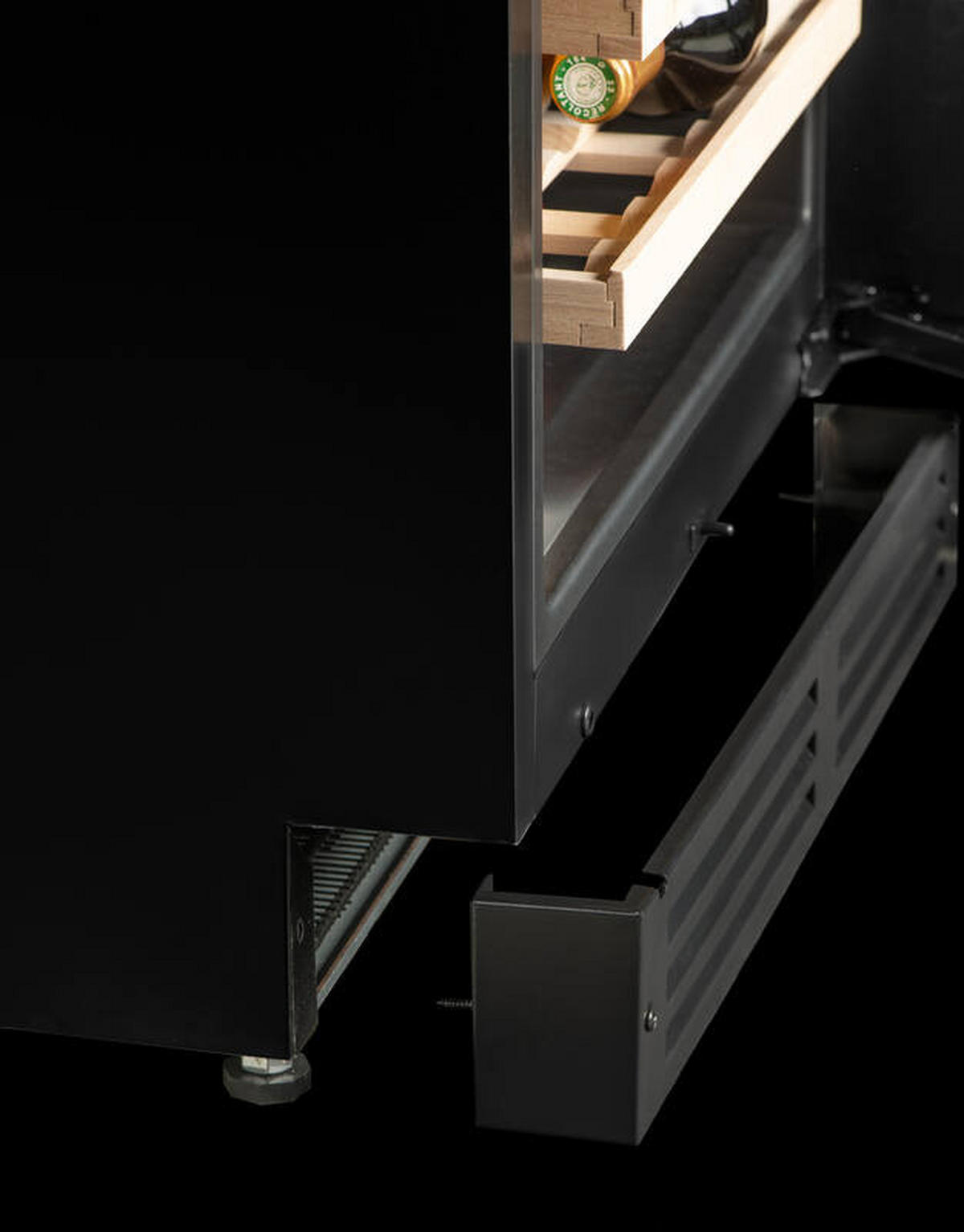 WEINKÜHLSCHRANK AVU50PLATINUM  - Schwarz, Basics, Glas/Holz (59,5/81,7/57,0cm)