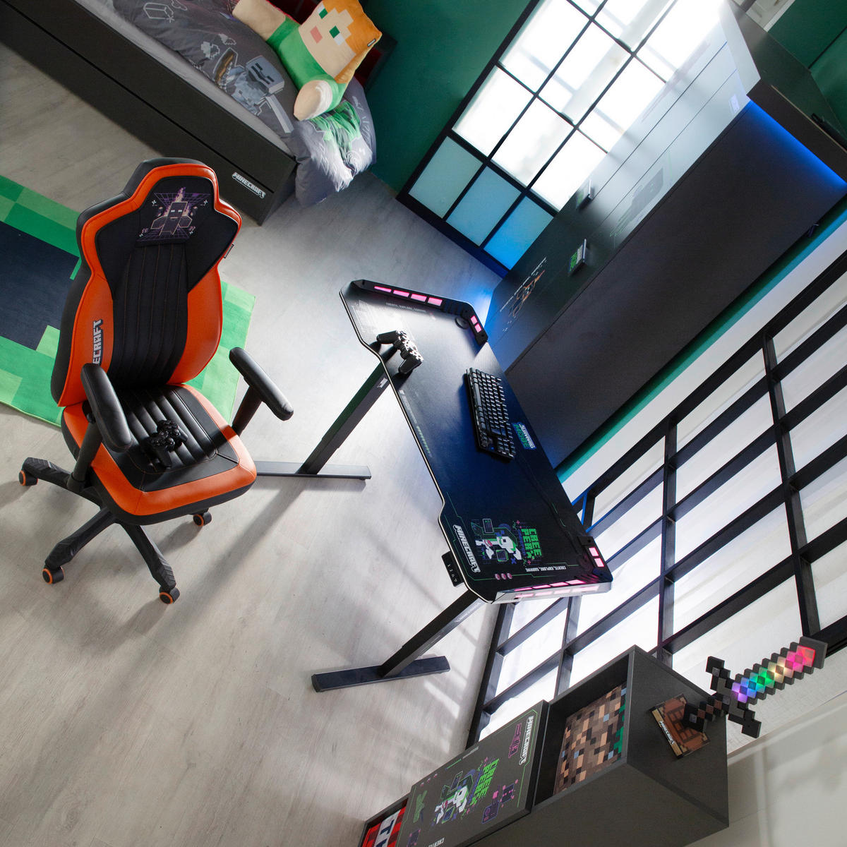 GAMINGTISCH Schwarz  - Schwarz, MODERN, Holzwerkstoff/Metall (120/60/71-118cm) - Minecraft