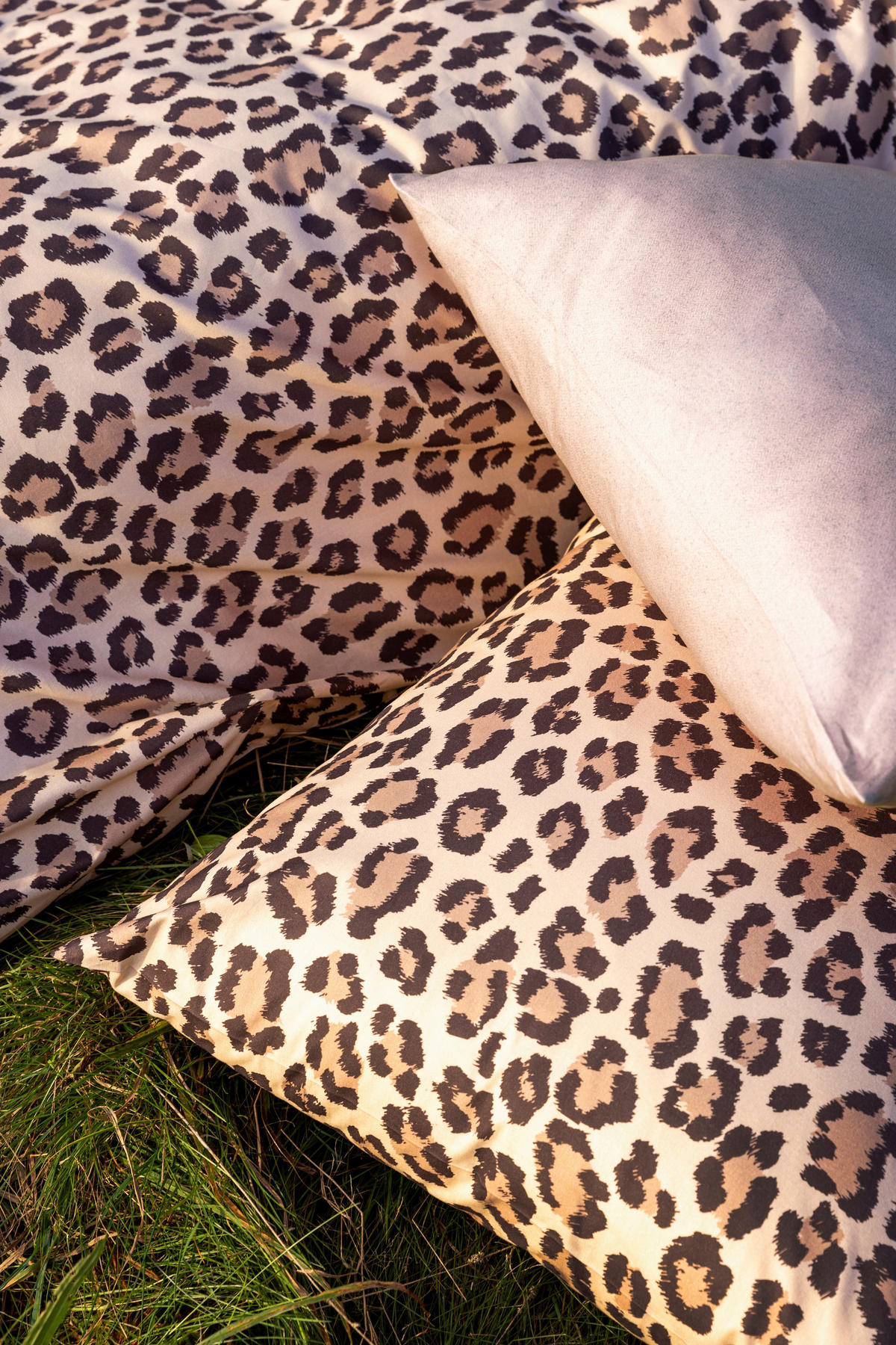 BETTWÄSCHESET Satin 160/210 cm  65 cm/100 cm  - Braun, Basics, Textil (160/210cm) - Novel