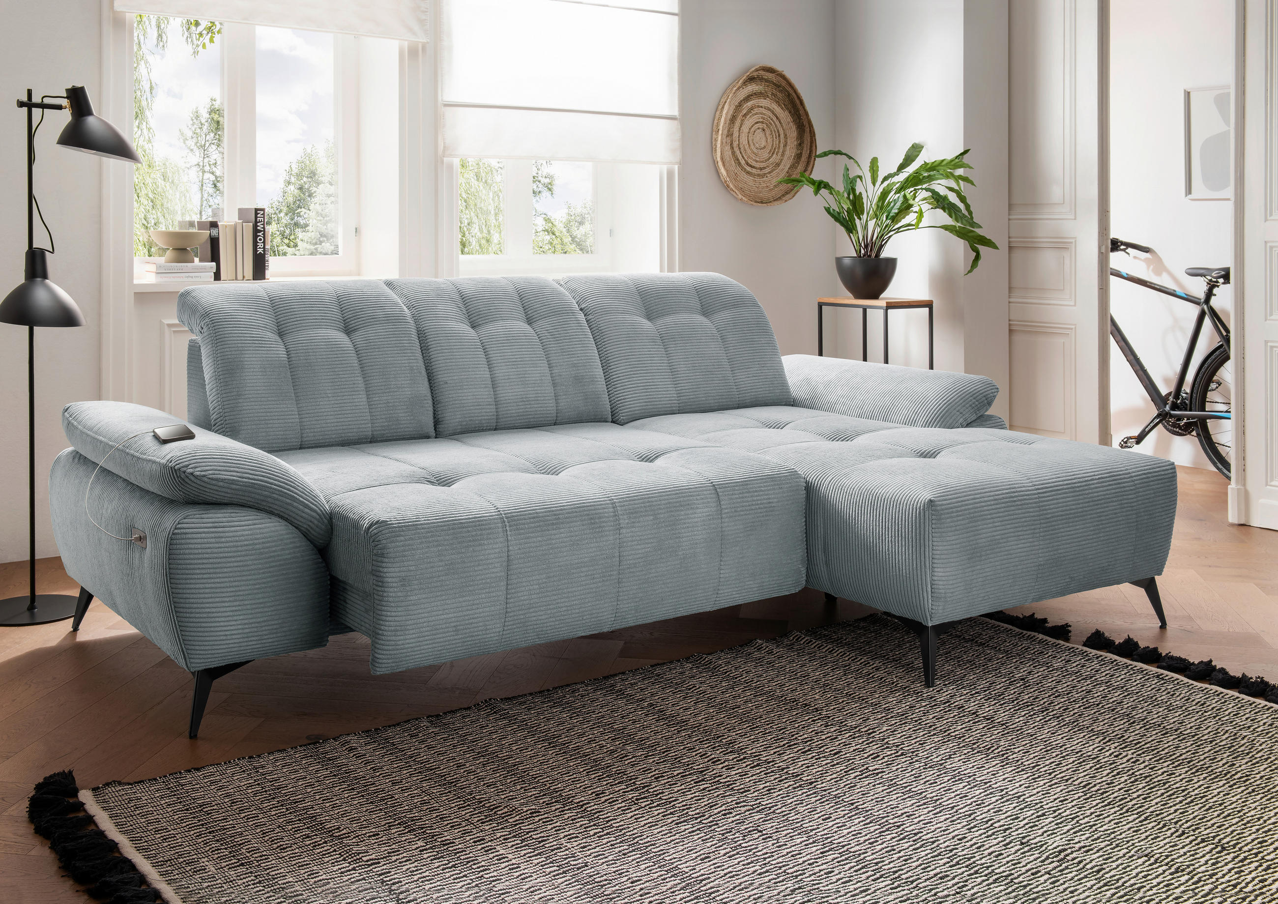 ECKSOFA FIORE in Cord Hellblau Kopfteilverstellung, Sitzvorzug  280/180 cm  - Schwarz/Hellblau, MODERN, Textil/Metall (280/180cm) - Livetastic