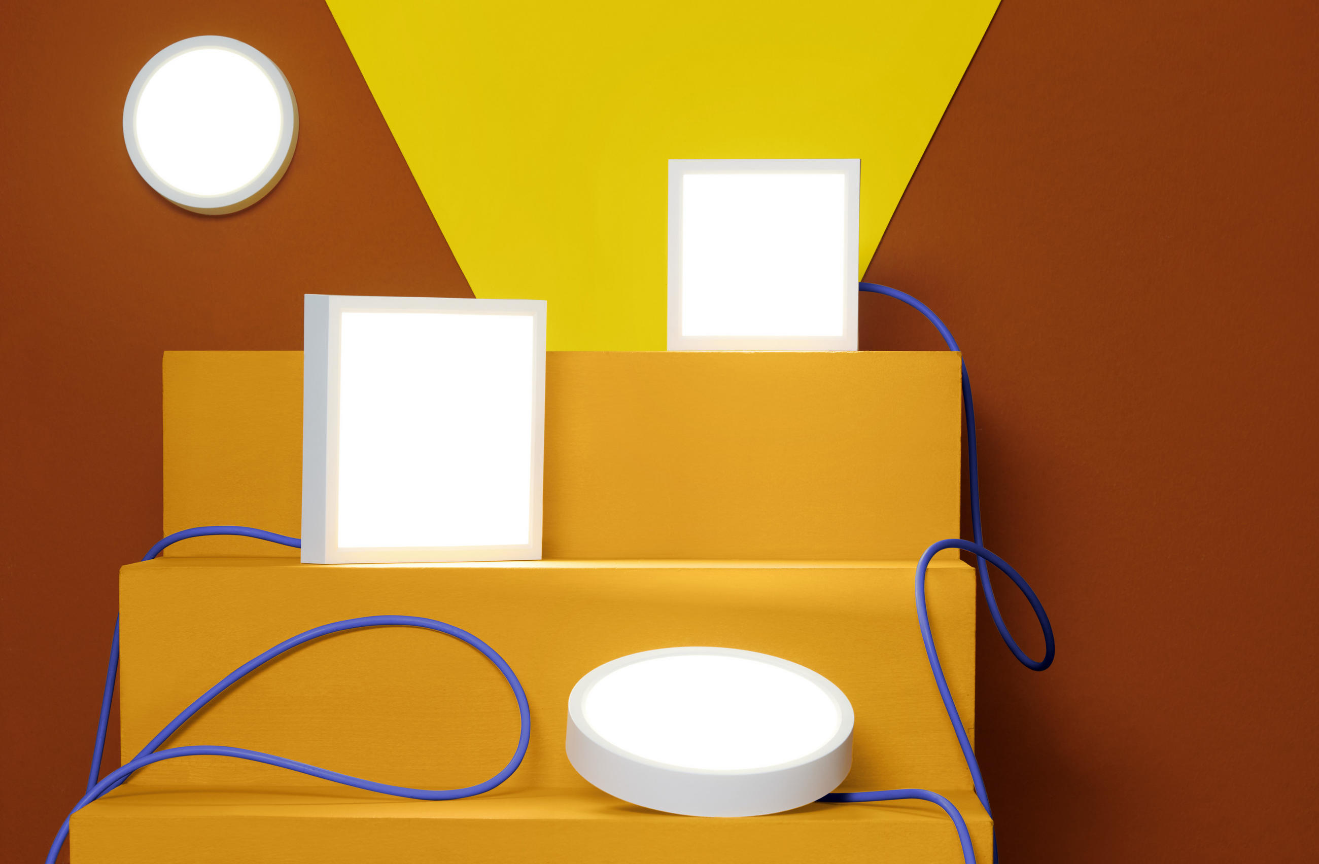 LED PLAFONJERA - bela, Konvencionalno, plastika (17/3,6cm) - Boxxx