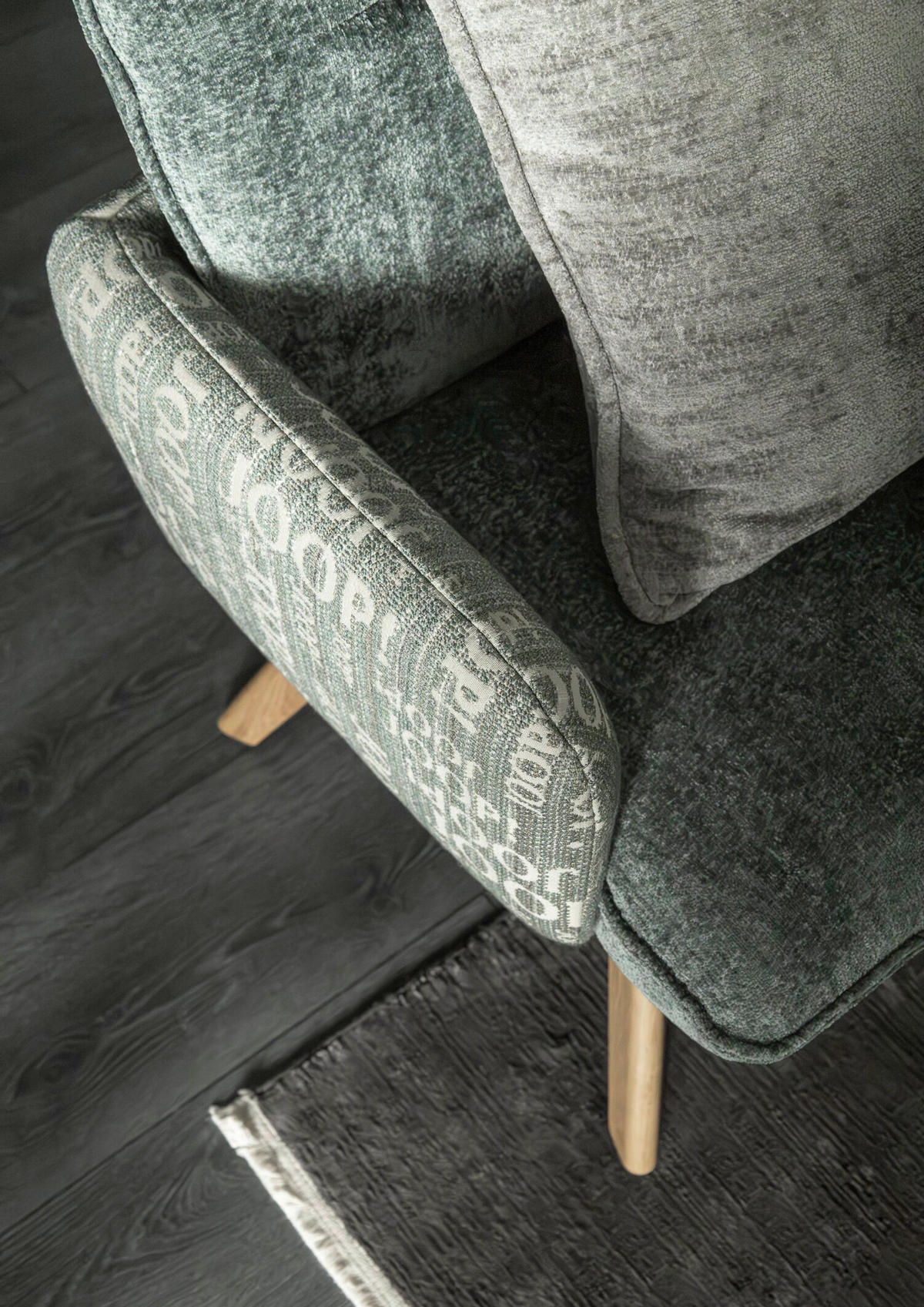 ARMLEHNSTUHL in Holz, Textil Eichefarben, Graublau  - Graublau/Eichefarben, Design, Holz/Textil (59/91/64cm) - Joop!