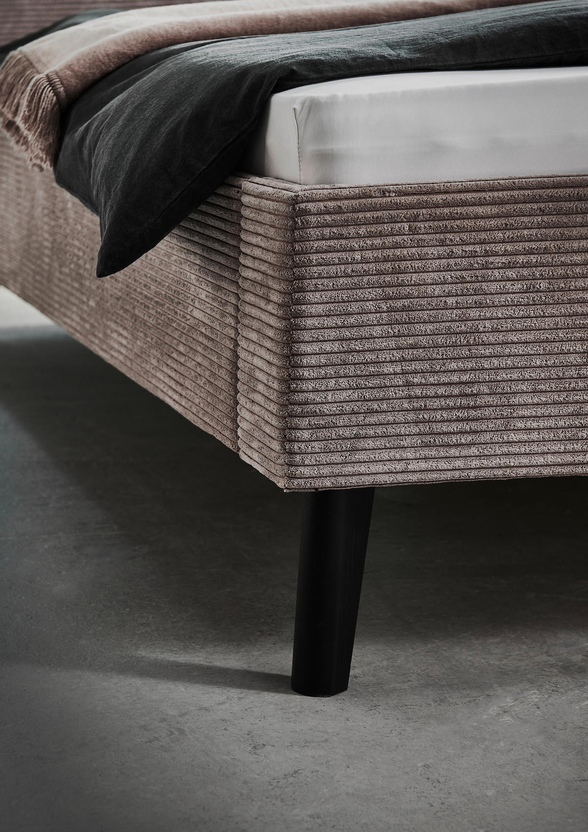 POLSTERBETT 180/200 cm  in Taupe  - Taupe/Schwarz, Basics, Holz/Textil (180/200cm) - Boxxx