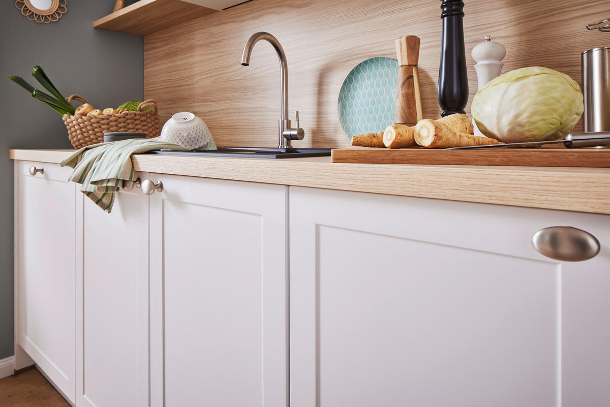 EINBAUKÜCHE   - Weiß, ROMANTIK / LANDHAUS, Holzwerkstoff - Welnova