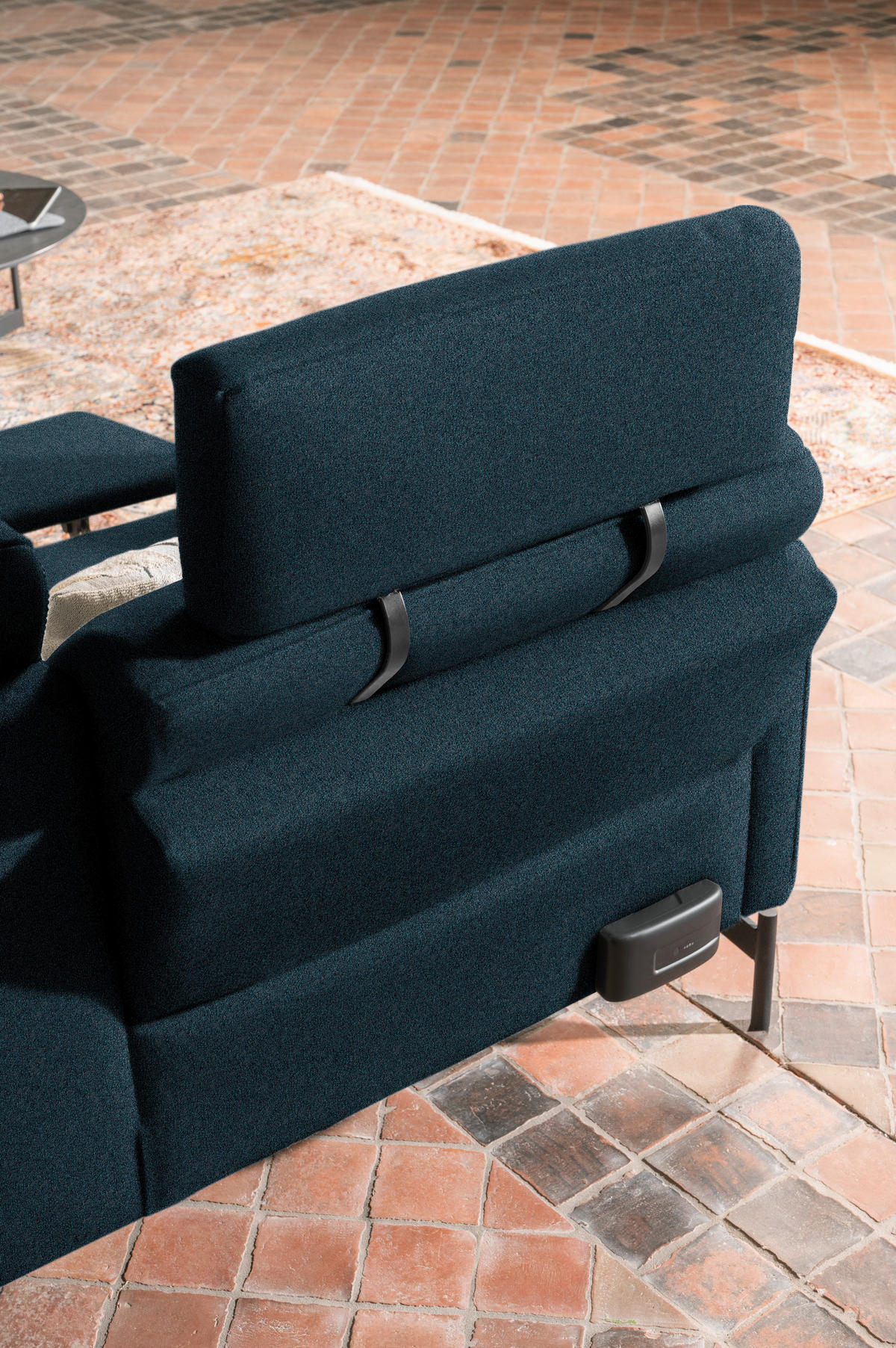 ECKSOFA in Flachgewebe, Struktur Dunkelblau  - Anthrazit/Dunkelblau, Design, Textil/Metall (254/230cm) - Johann Jakob