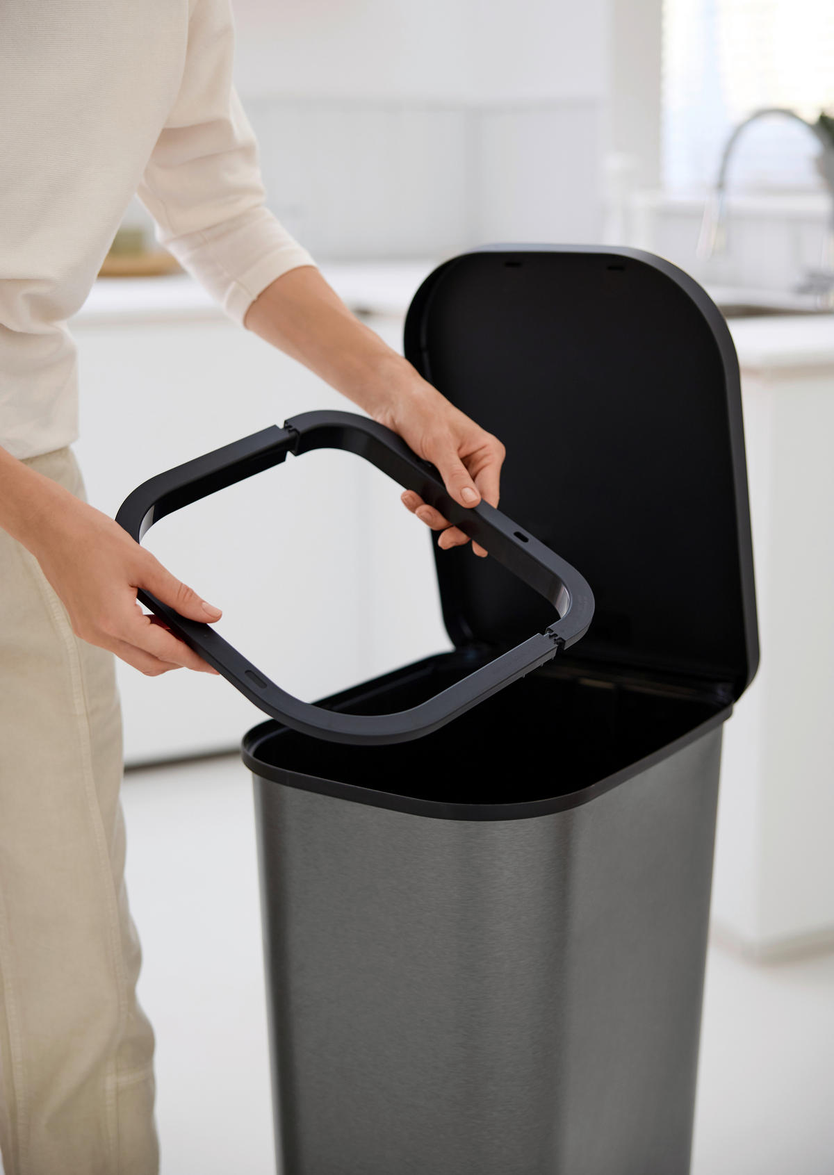 TRETEIMER Ribo 55 L  - Graphitfarben, KONVENTIONELL, Kunststoff (42.3/31.7/67.6cm) - Rotho