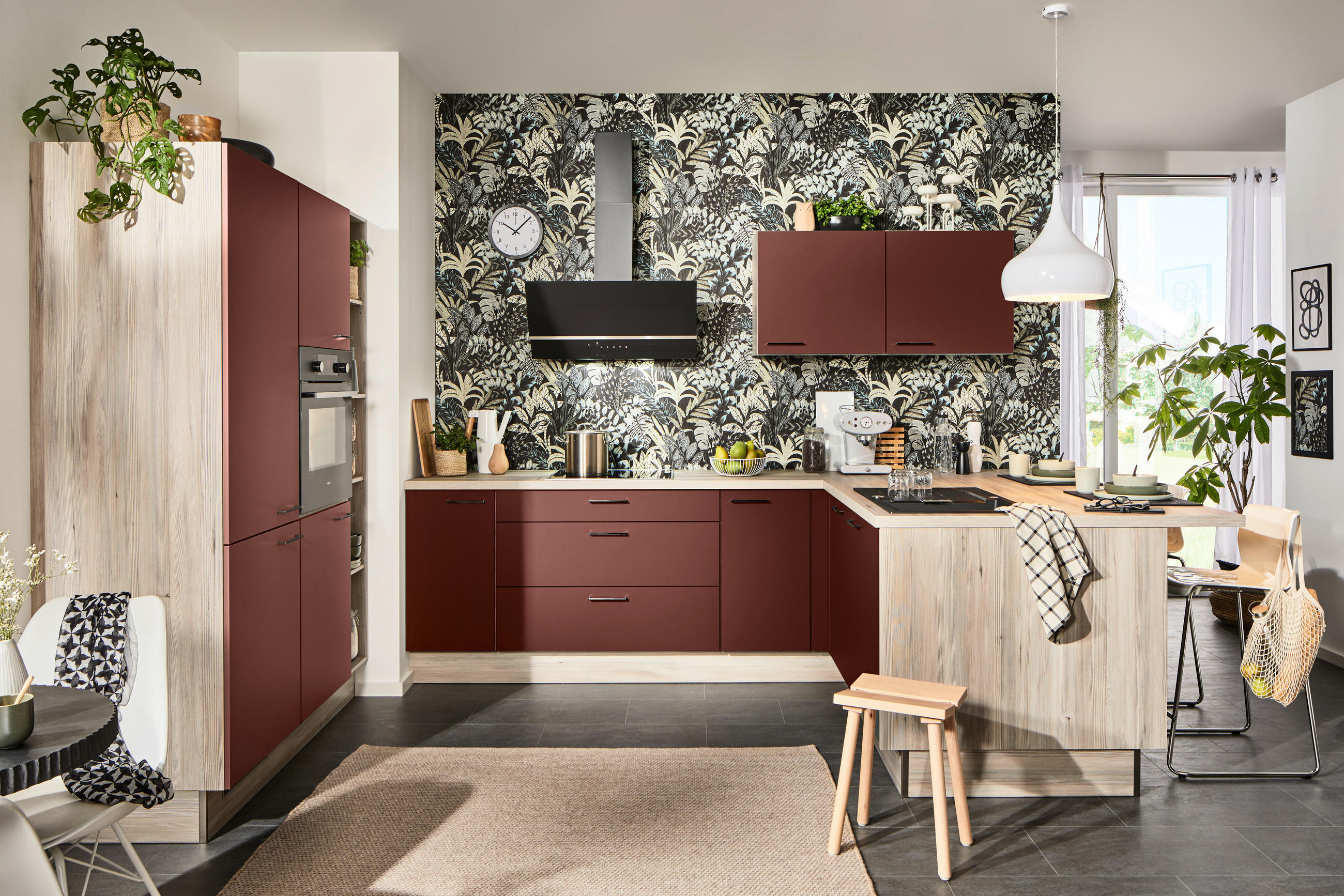 ECKKÜCHE  in Rot  - Rot/Schwarz, Design, Holzwerkstoff/Metall (150/280/192cm) - Xora