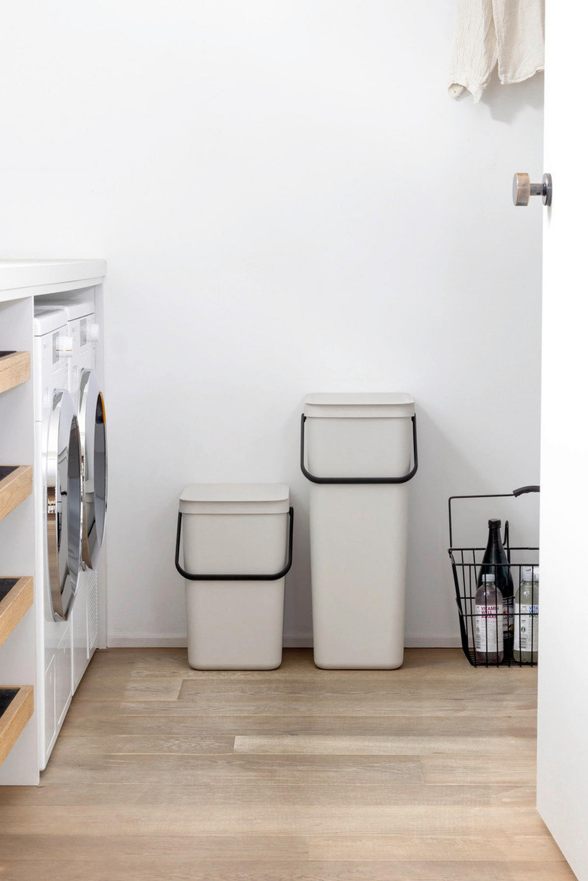 ODPADKOVÝ KOŠ  25 l - béžová, Basics, plast (34,5/40,1/26,80cm) - Brabantia