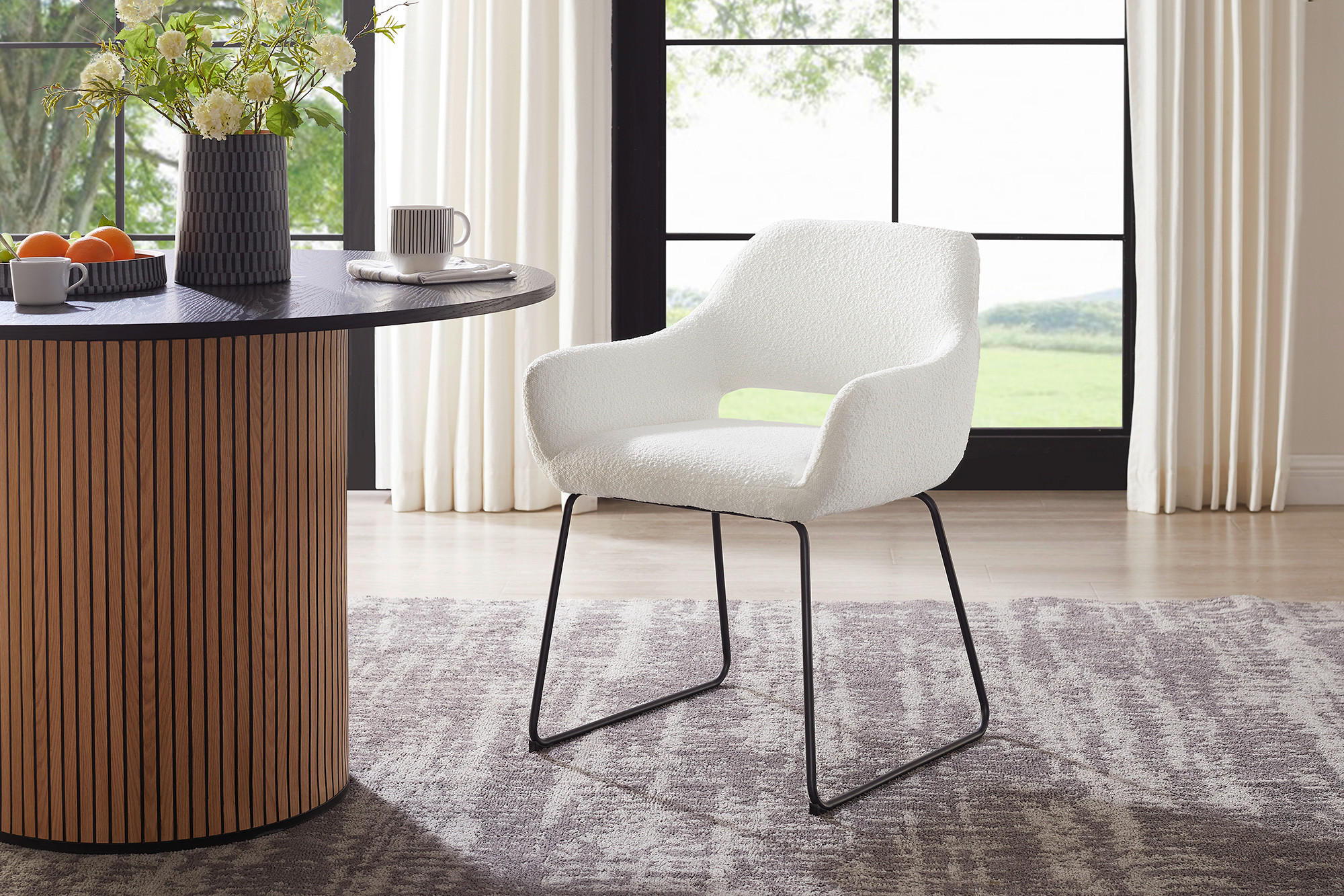 STOLIČKA S PODRÚČKAMI, buklé, biela - čierna/biela, Modern, kov/textil (63,5/82,5/59cm) - Livetastic