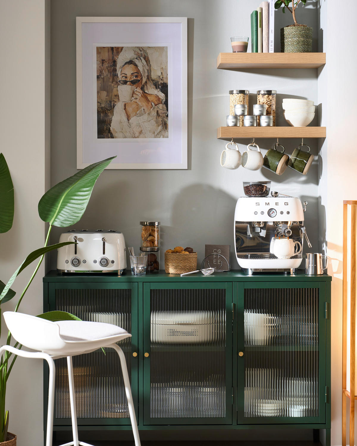 SIDEBOARD Grün, Goldfarben  132/85/40 cm  - Goldfarben/Grün, MODERN, Glas/Metall (132/85/40cm) - Lomoco