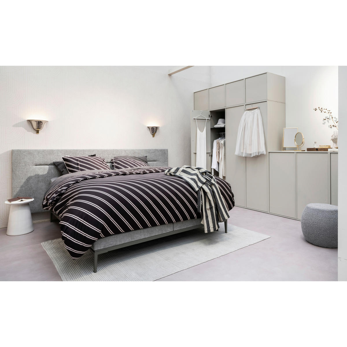 DREHTÜRENSCHRANK  in Grau  - Grau, Design, Holz (100/110/58cm) - Livetastic