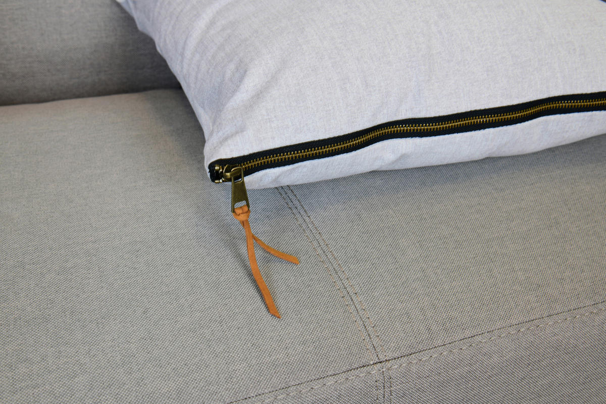 ZIERKISSEN  - Hellgrau, Basics, Textil (45/45/10cm)