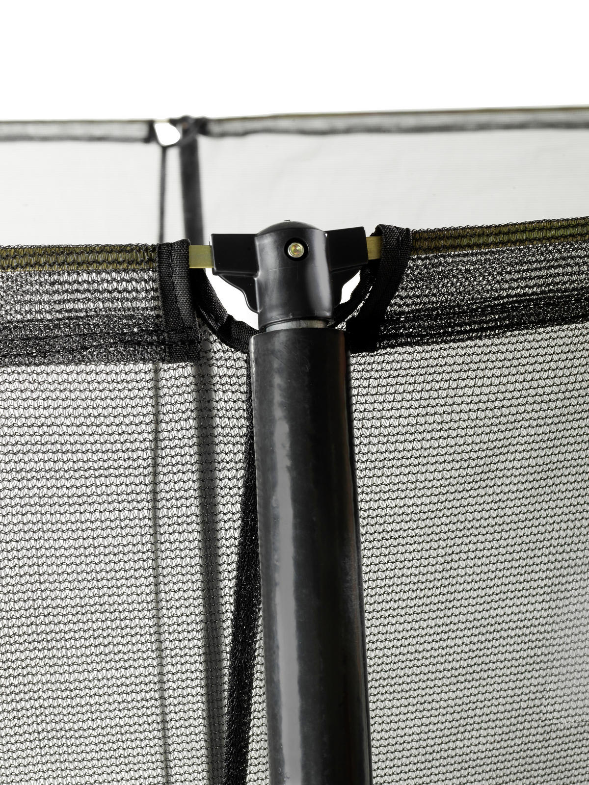 STUDSMATTA  - svart, Klassisk, metall (366/268cm) - EXIT Toys