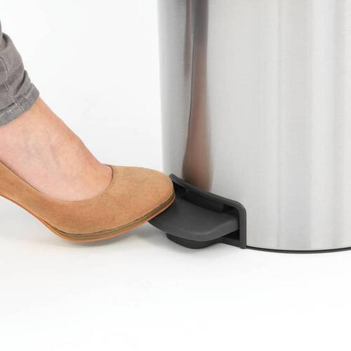 ABFALLEIMER NEW ICON 12 L  - Silberfarben, Basics, Kunststoff/Metall (25.1/41.1/33.8cm) - Brabantia