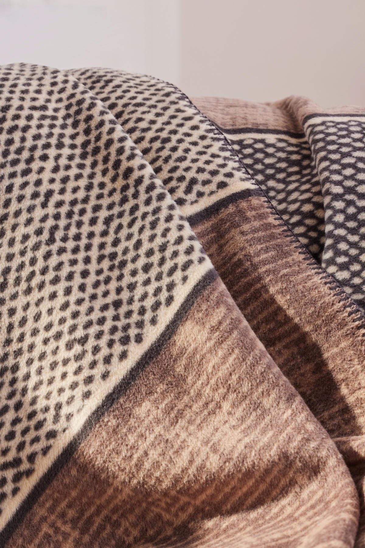 DECKE 150/200 cm  - Braun, Basics, Textil (150/200cm) - Ibena