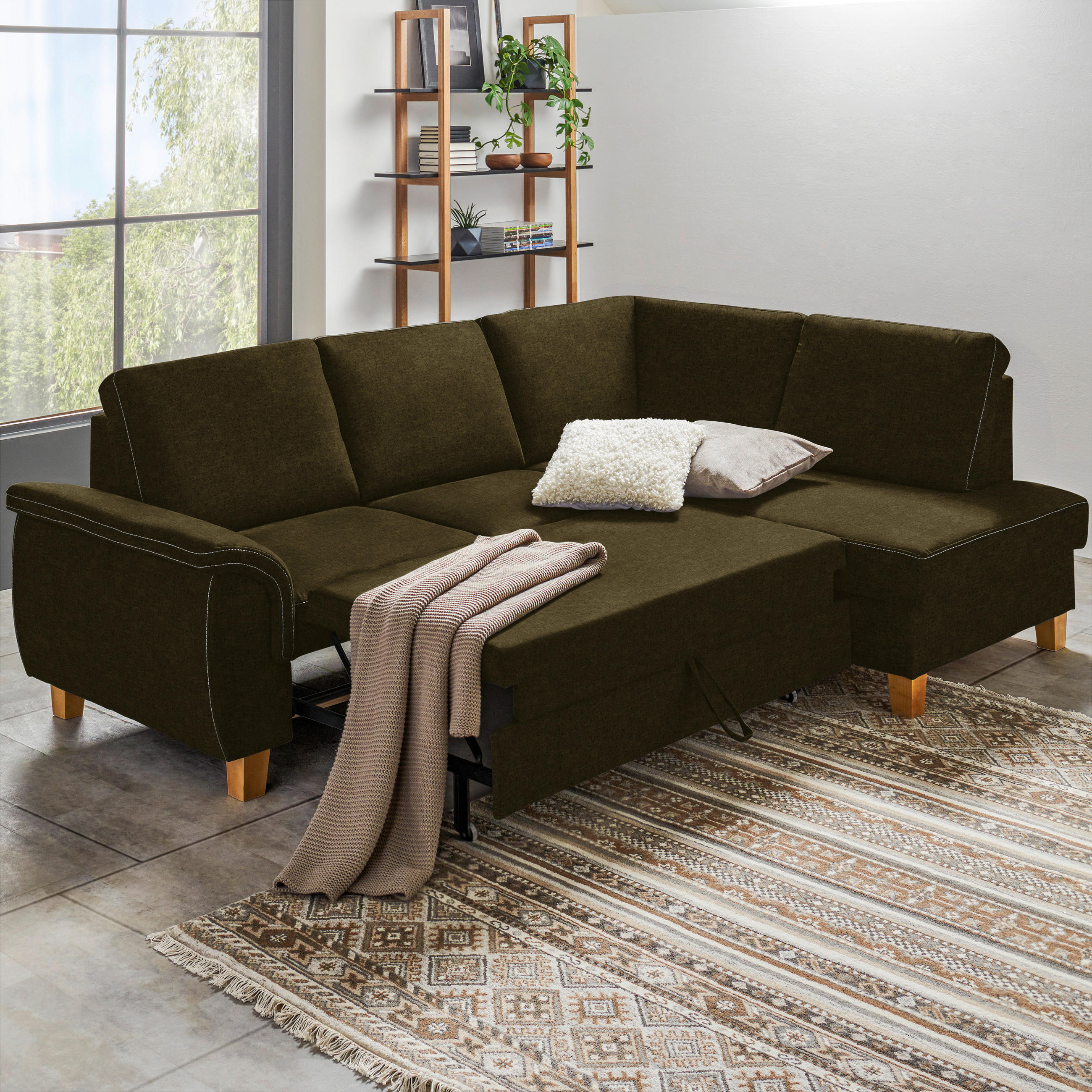 Thumbnail - Cantus Ecksofa, Olivgrün, Textil, Eiche, Uni, 4-Sitzer, Ottomane rechts, L-Form, 253x185 cm, Stoffauswahl, seitenverkehr...