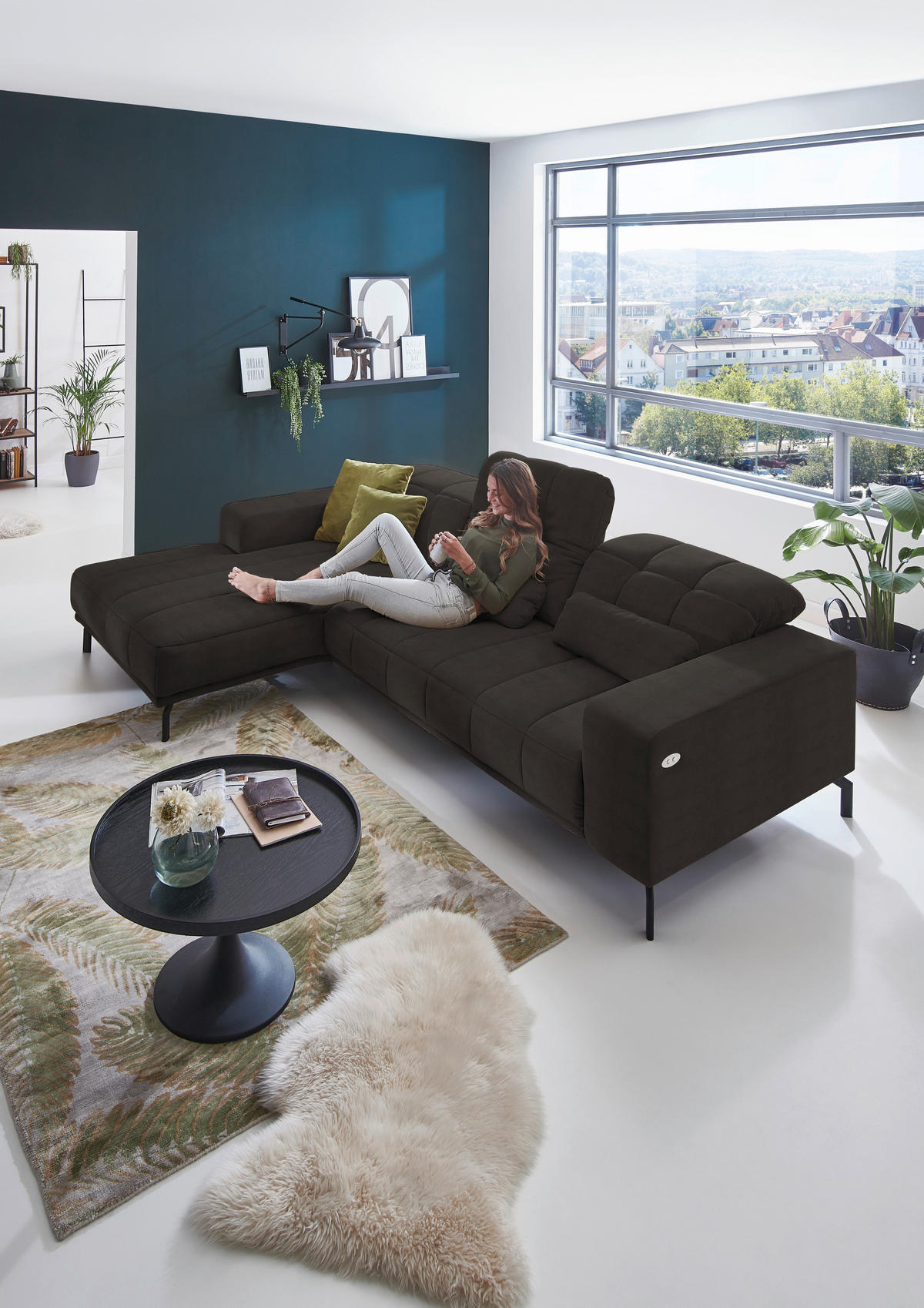 ECKSOFA in Velours Dunkelbraun  - Dunkelbraun/Schwarz, Design, Textil/Metall (195/293cm) - Beldomo Style