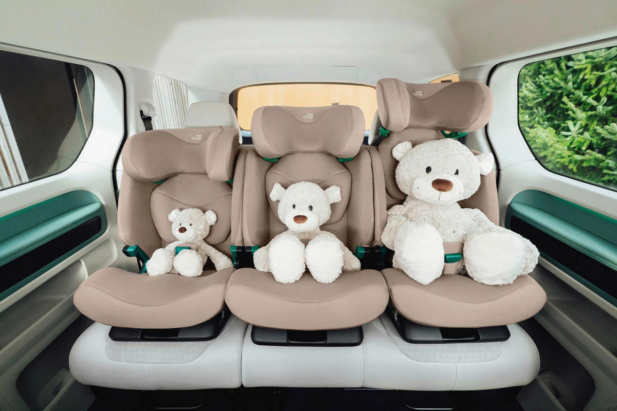 KINDERAUTOSITZ SAFEFIX  - Schwarz, Basics, Kunststoff/Textil (44/69-83/48cm) - Britax Römer
